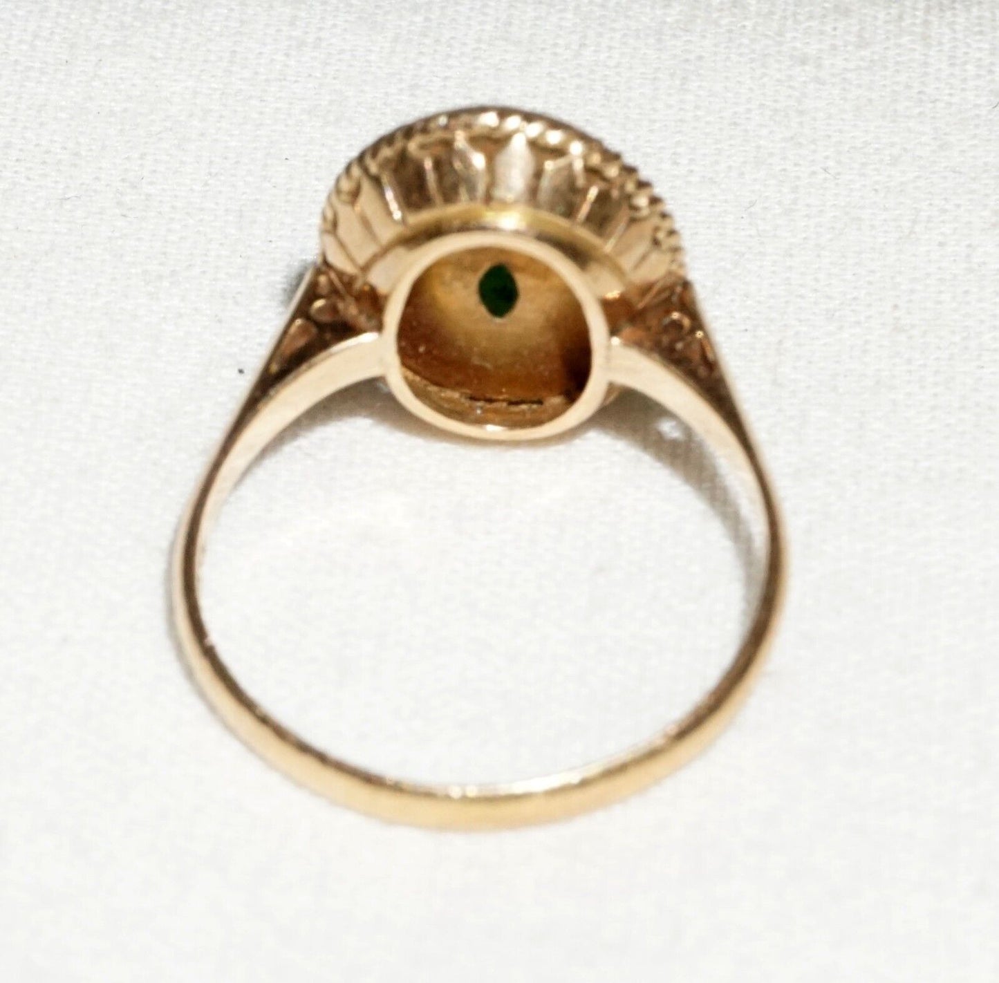 Vintage Chinese 14k Yellow Gold Ring Sz. 7 w. Apple Green Jadeite Jade (---)