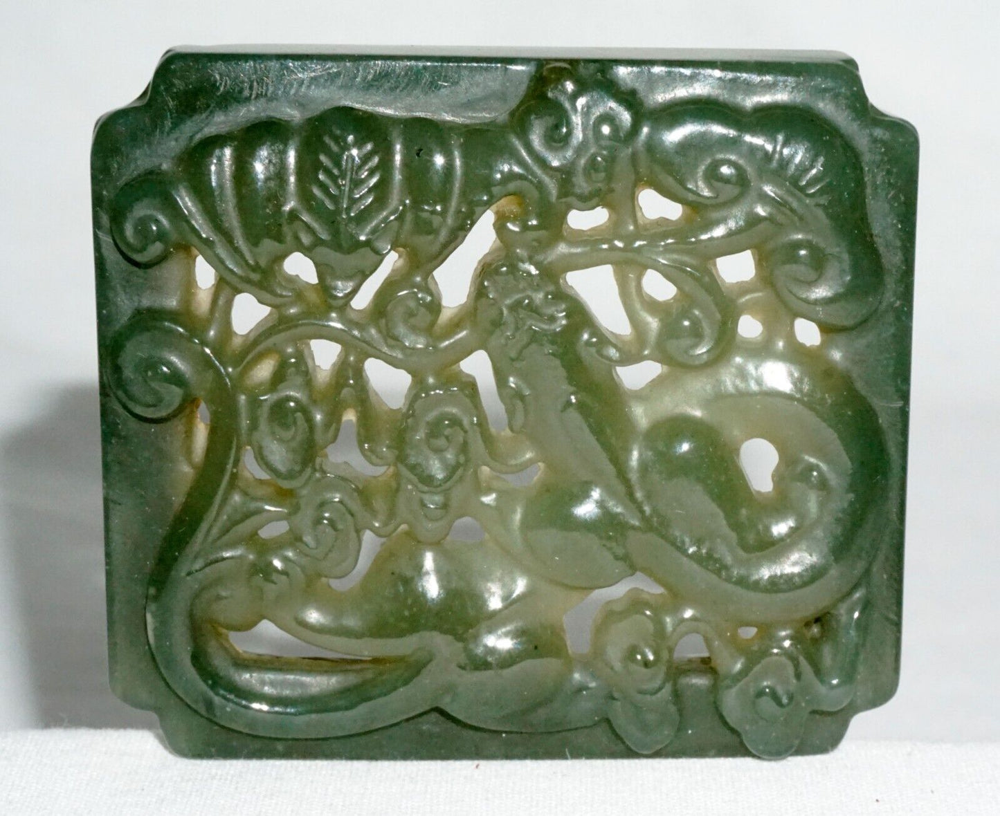 Antique Chinese Dark Green Nephrite Jade Pierced Cover Dragon Lingzhi Bat (---)