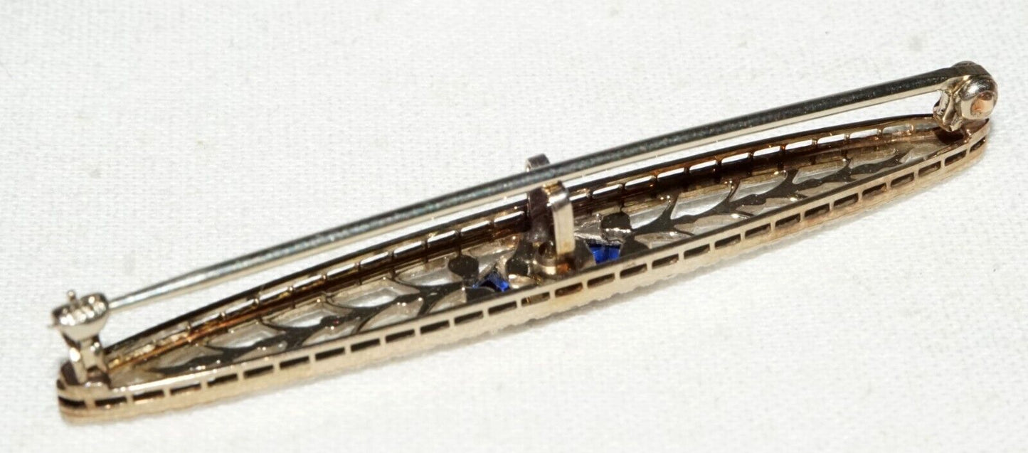 Art Deco 14k W. Gold Filigree Bar Pin w. 2x Sapphires & 1x Diamond (KoS) L20