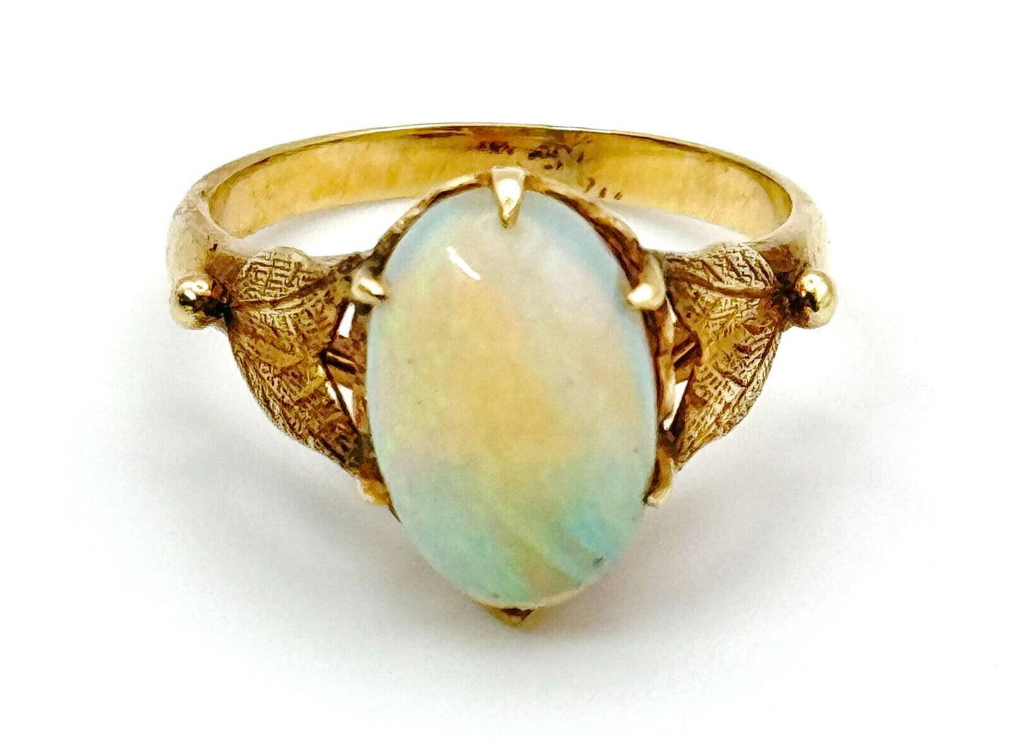 Vintage 14k Yellow Gold Botanical Ring Sz 6 Accented w Oval White Opal (HoJ)