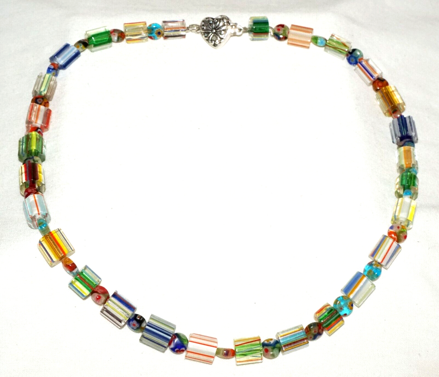 Vintage Fashion Rainbow Colored Murano Glass Bead Necklace w. Heart Clasp (PaS)
