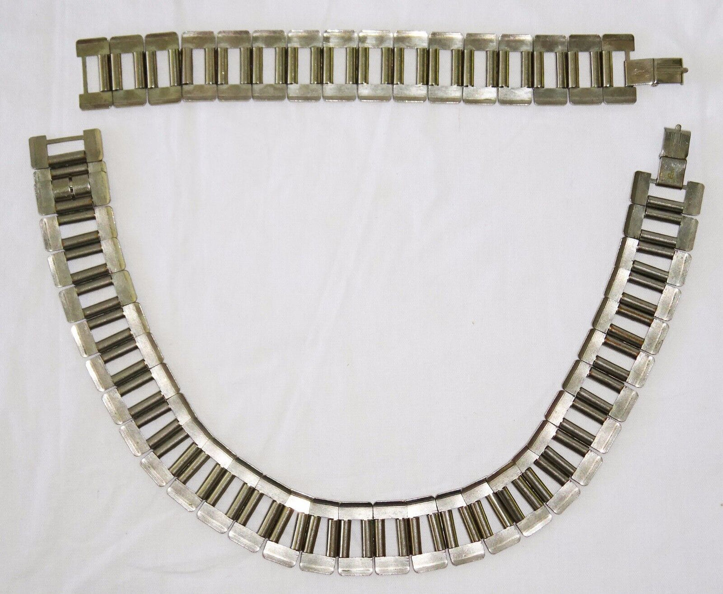 1920s US New York Art Deco Silver-plated Necklace and Bracelet by Coro (Kow)
