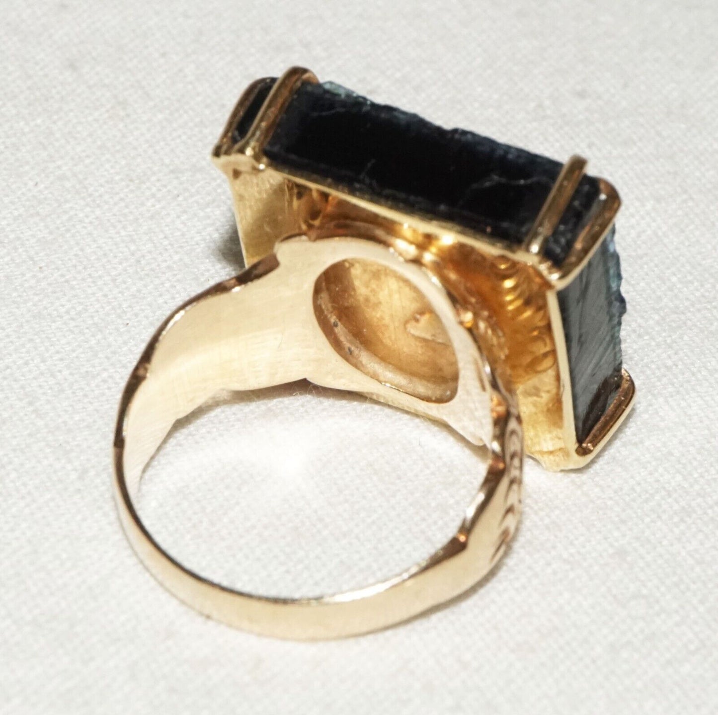 Vintage 14k Yellow Gold Ring Sz.7 w. Blue Enameled Stepped Lacquered Tile (PaS)