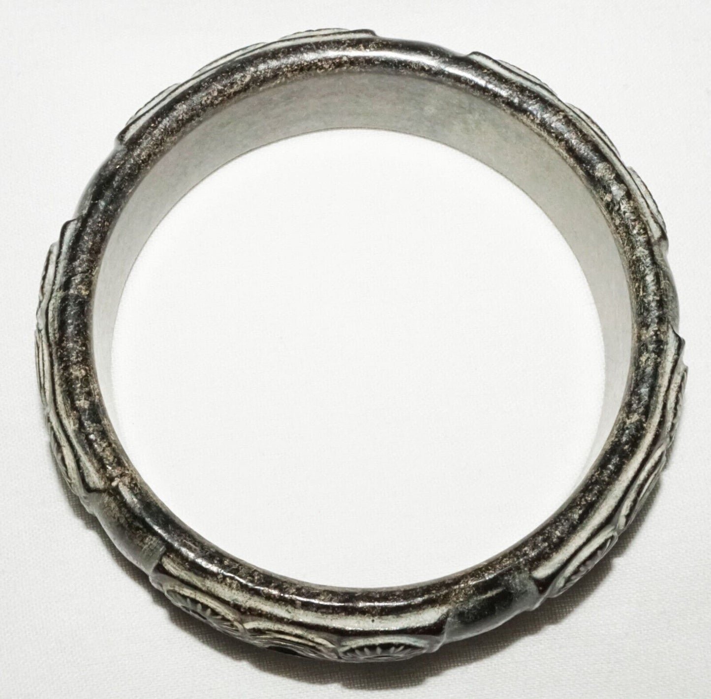 Vintage Chinese Steatite Archaistic Relief Carved Bangle Bracelet (LeS) B51