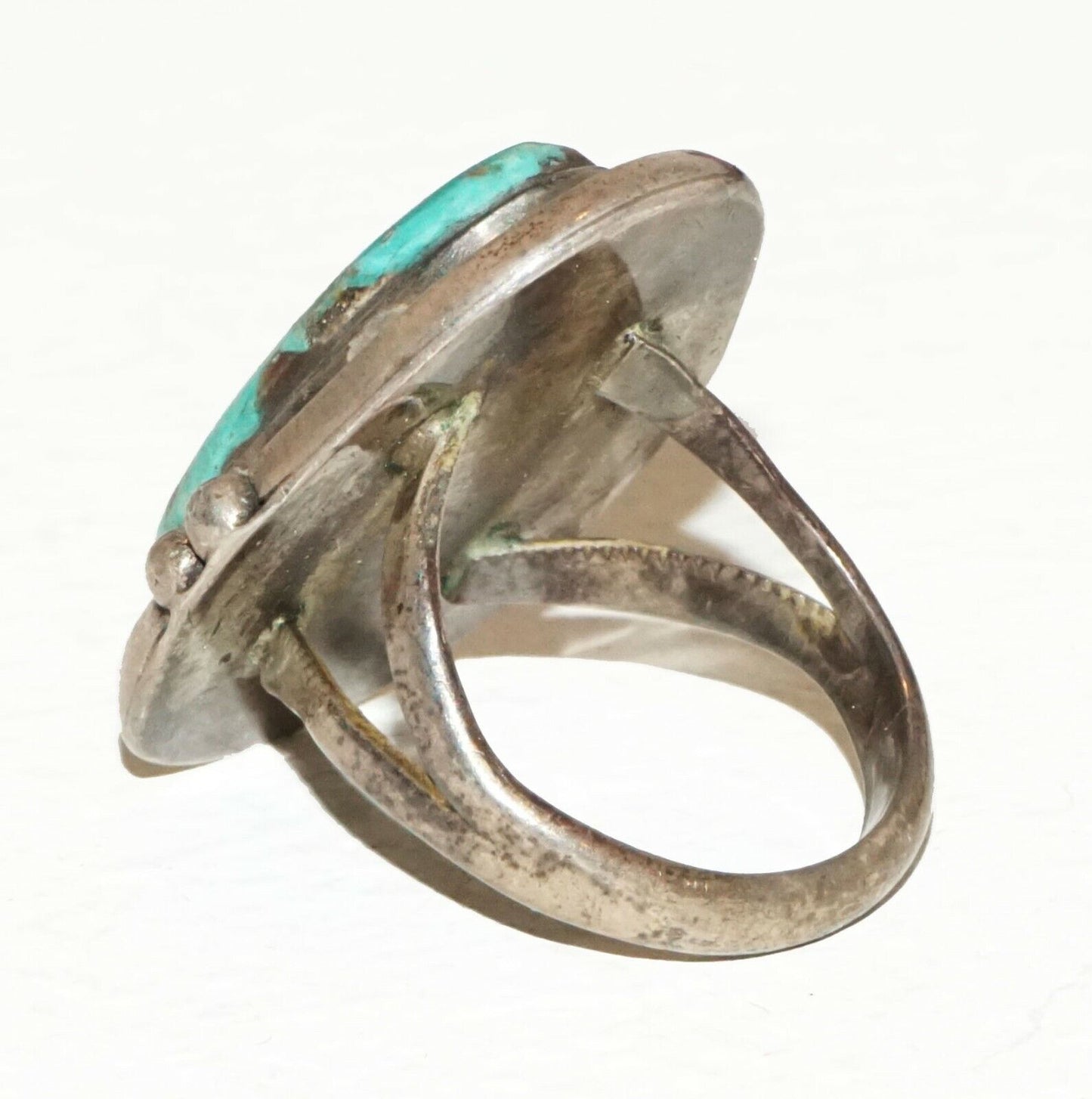 Vintage South Western Silver Ring Sz.6.25 w. Turquoise Pebble Accent (HaY)#22