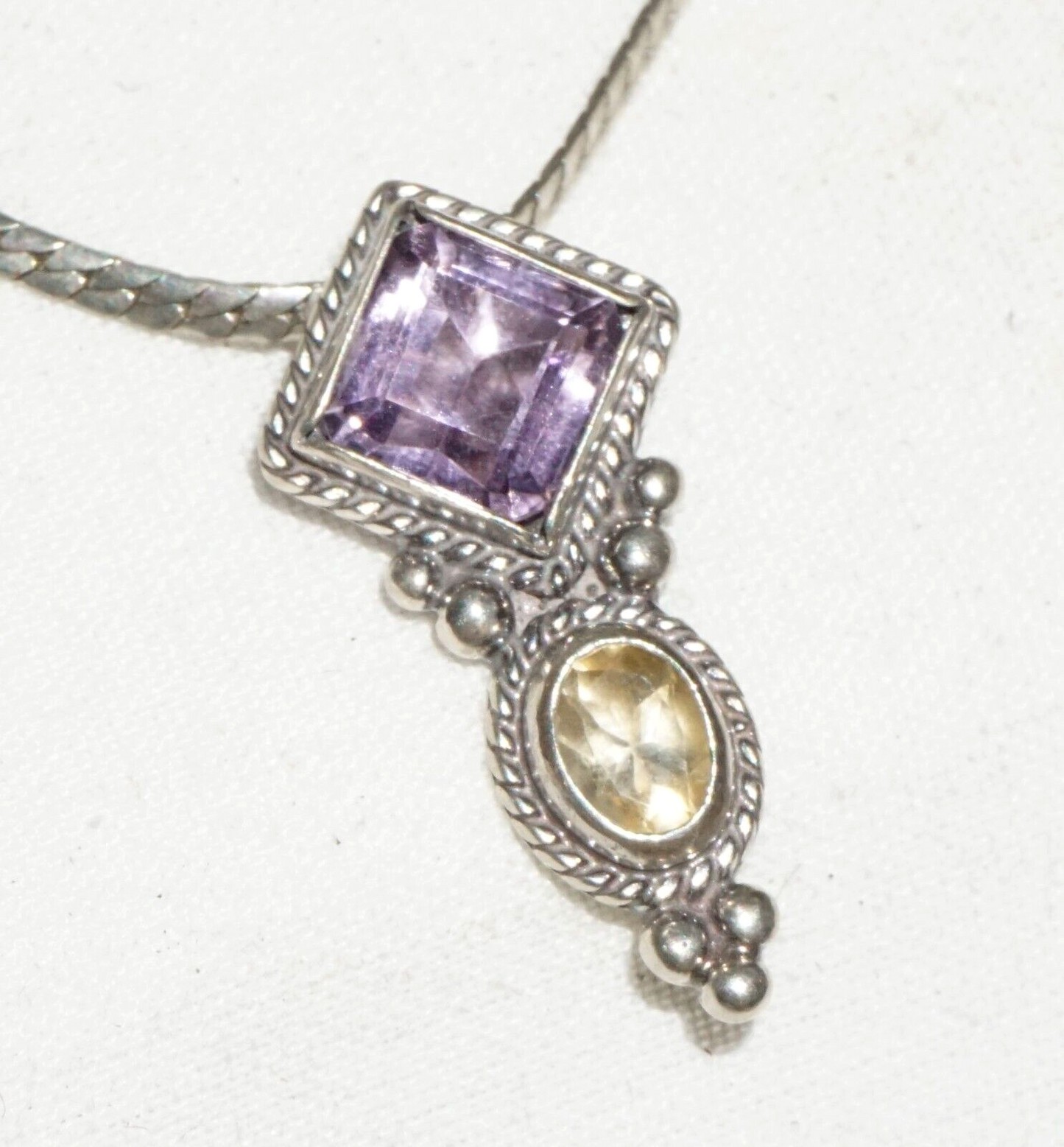 Vintage Sterling Silver Necklace w. Pendant w. 1x Amethyst & Golden Topaz (---)