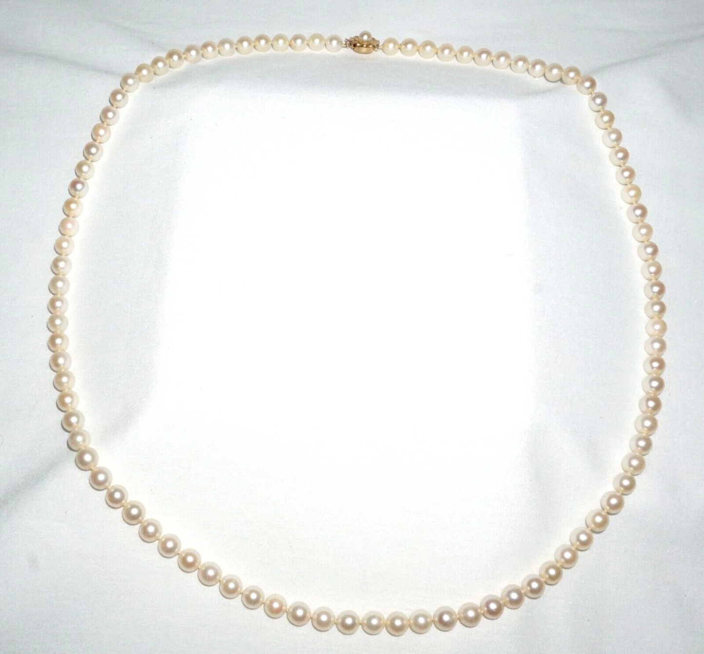 Vintage Single Strand Pearl Necklace 31" w 14k Yellow Gold Flower Clasp (BiB)