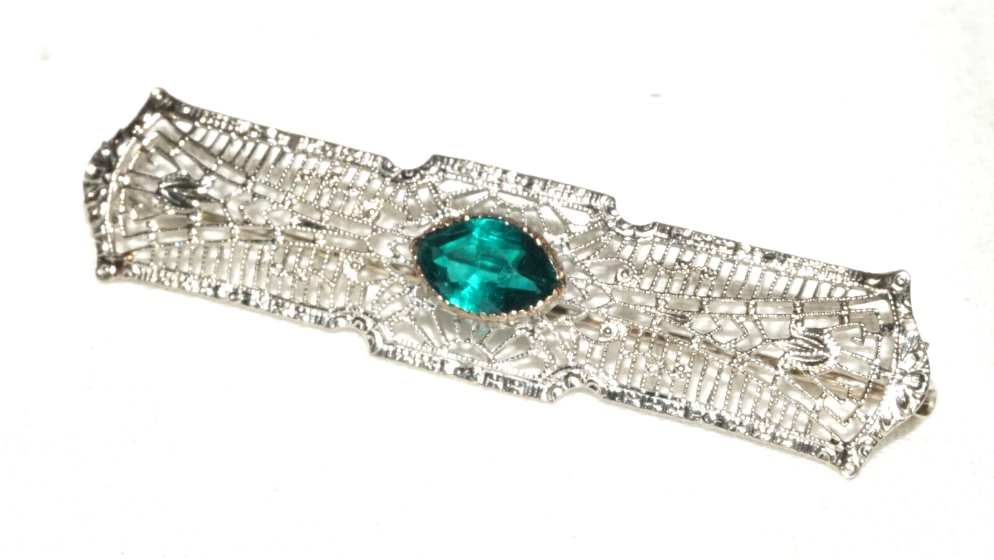 Art Deco 14k White Gold Filigree Bar Pin w. 1x Emerald Accent (KoS) L20
