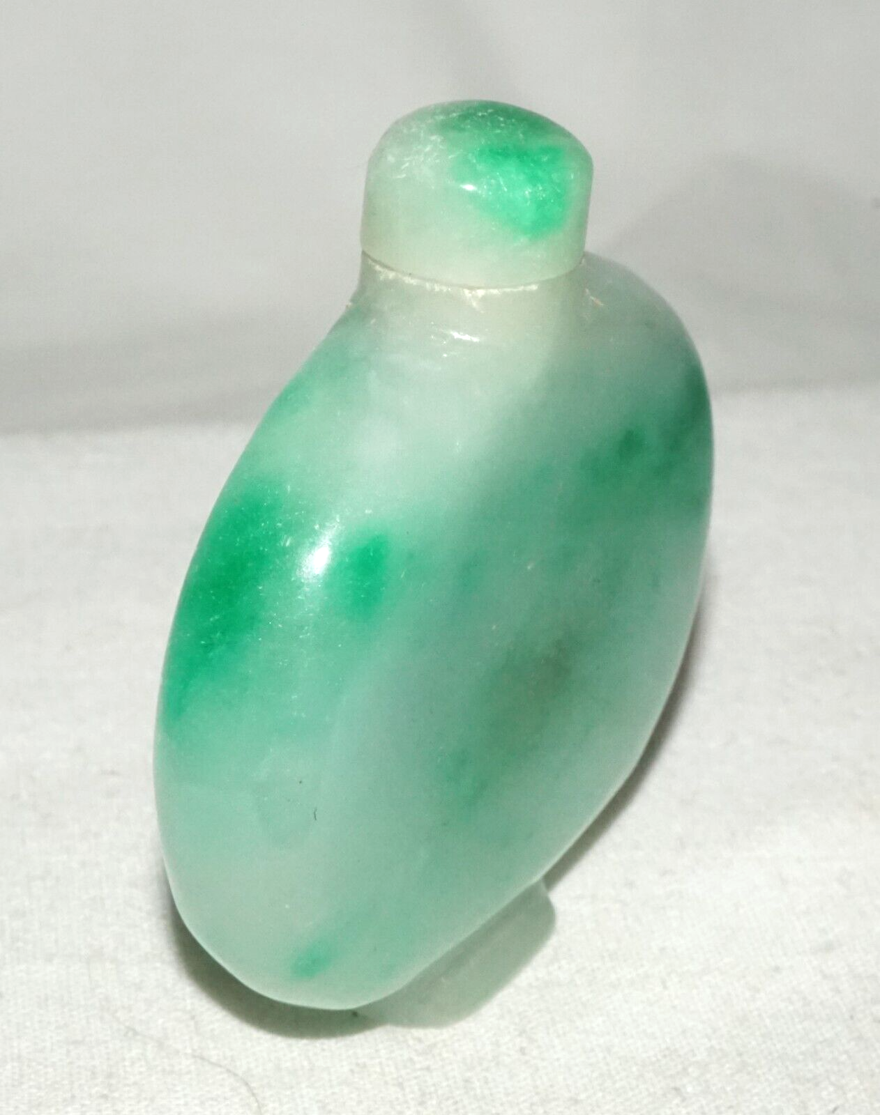 Vintage Chinese Mottle Apple Green Jadeite Jade Snuff Bottle & Stopper (LeS)
