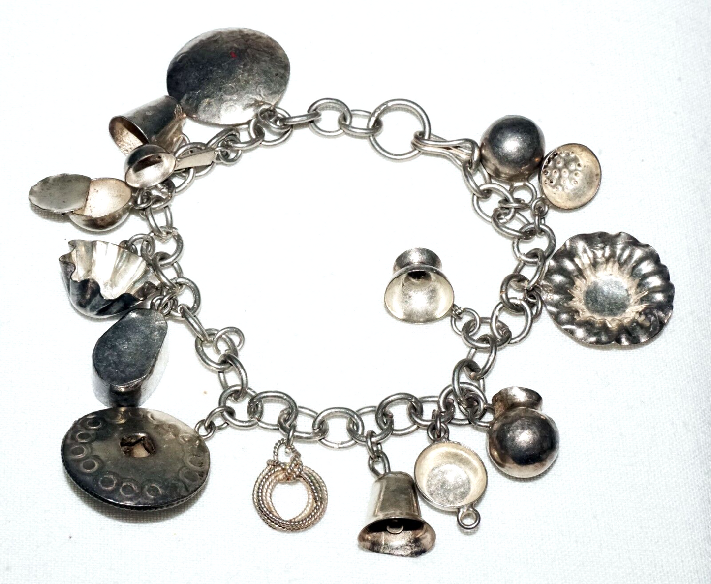 Vintage Mexican Sterling Silver Bracelet w. 15x Kitchen Motifs Charms (PiC)