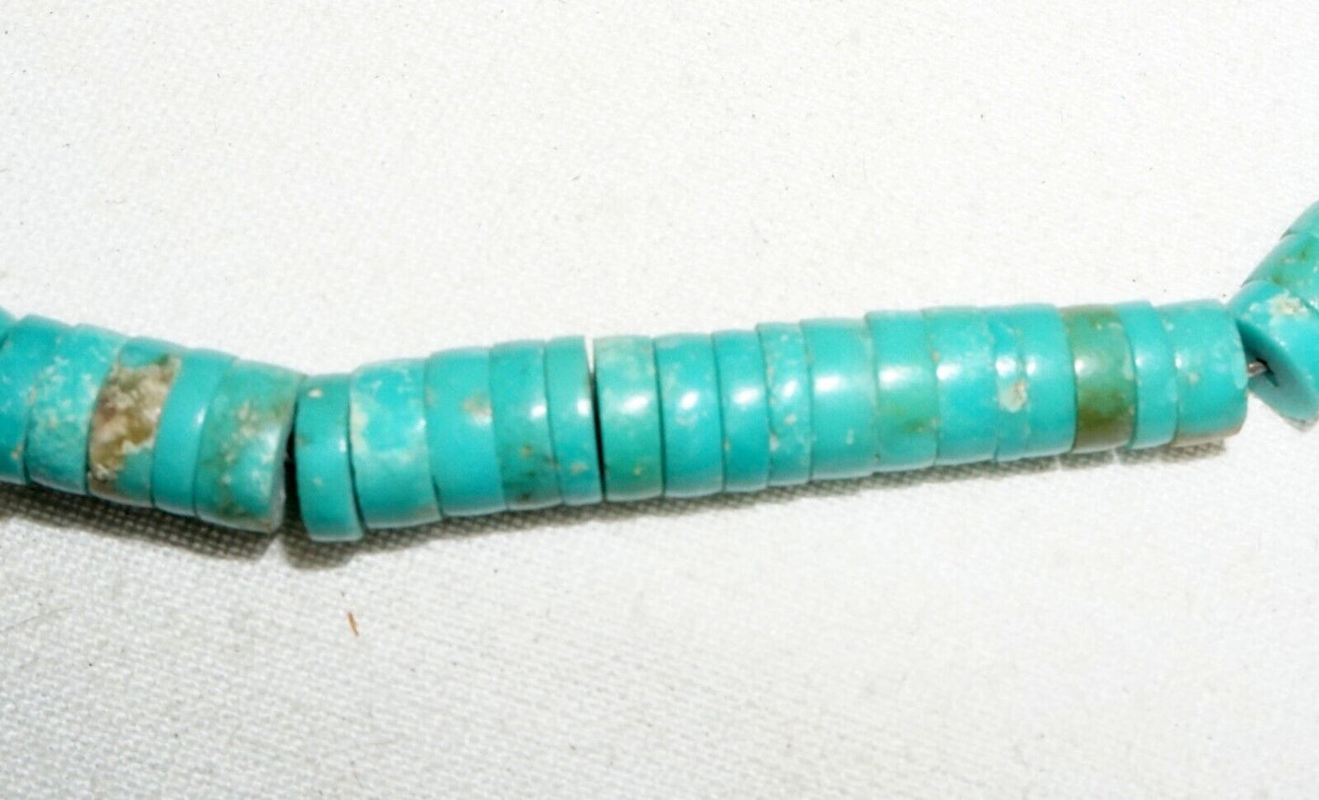 Vintage South Western Silver set Turquoise Disk Bead Necklace (---)