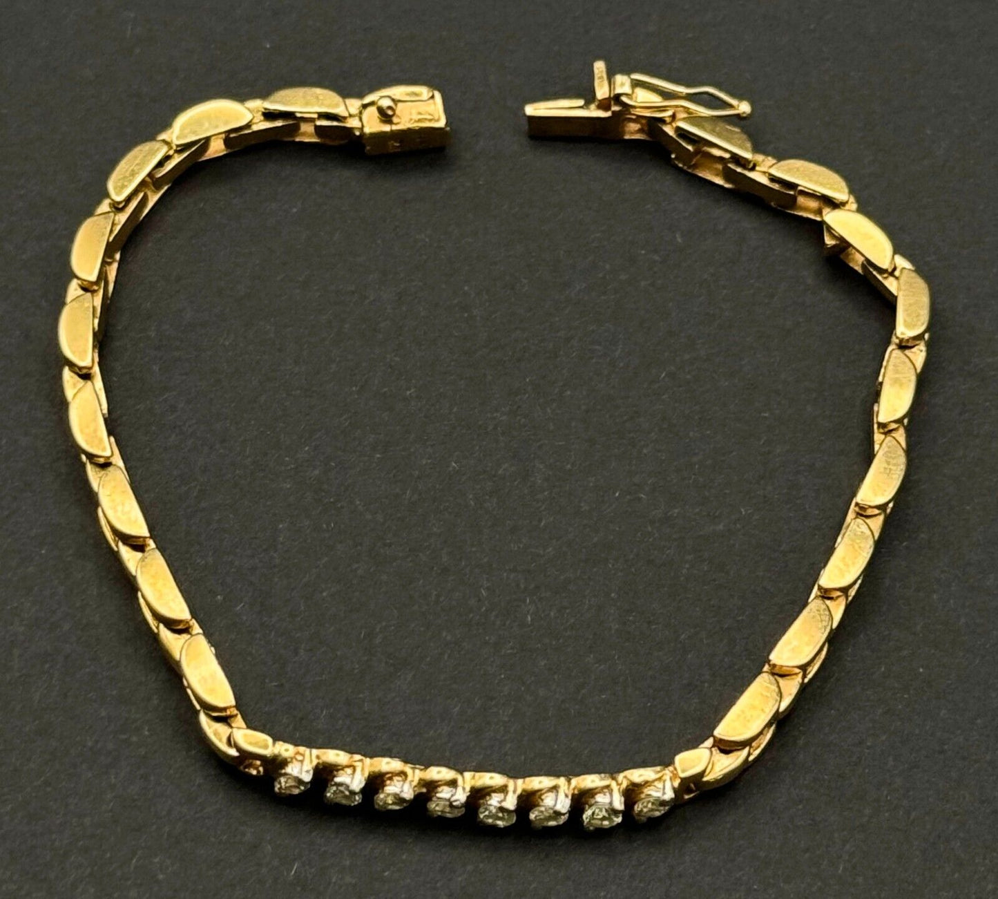 Vtg 14k Yellow Gold Link Bracelet 7.5 " w 8 Diamond Accents & Safety Clasp (MeK)