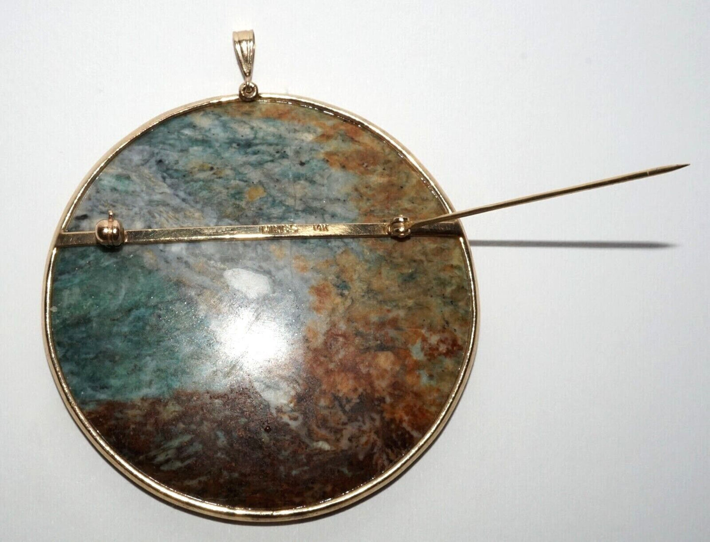 Chinese 14K Yellow Gold Brooch Pendant w. Picture Jade Disk by Ming's (LeS) G10