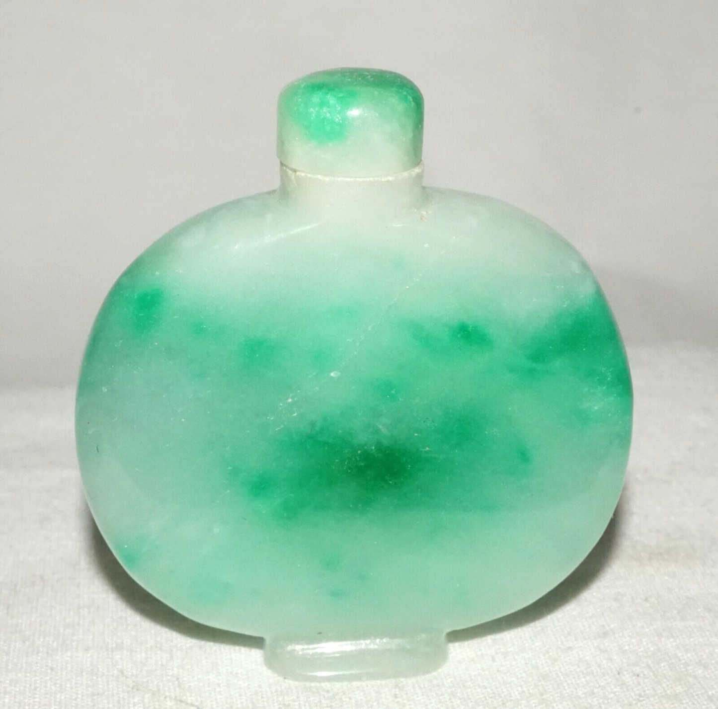 Vintage Chinese Mottle Apple Green Jadeite Jade Snuff Bottle & Stopper (LeS)