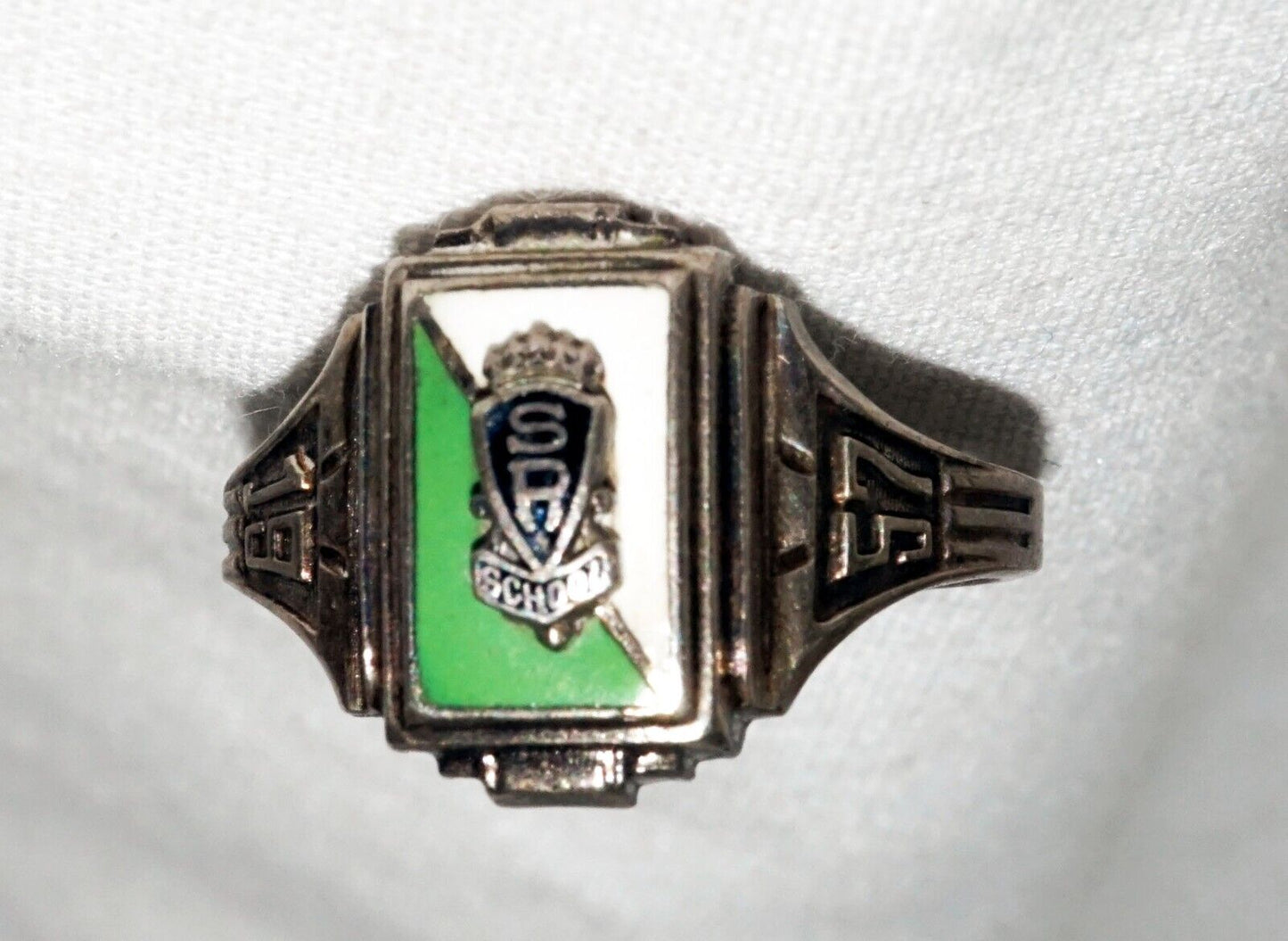 1957 Vintage Sterling Silver & Enamel S.R. School Class Ring Sz6.5 by J&M (MuS)