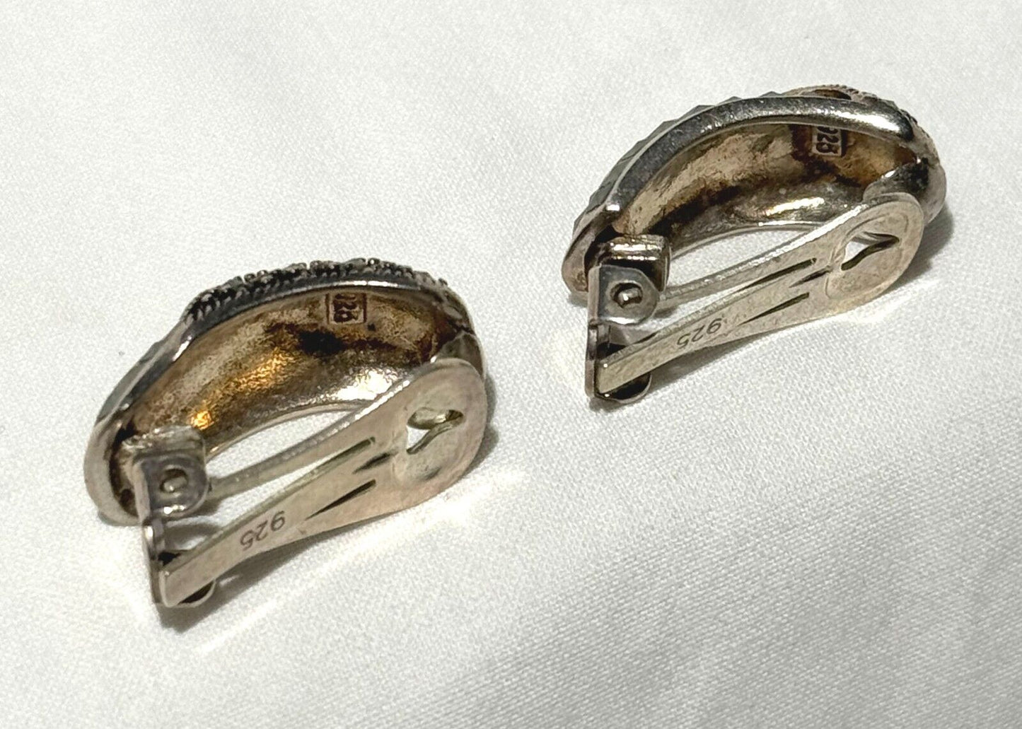 Vtg Sterling Silver Marcasite Non Pierce Earrings Marked 925 (KiL)21