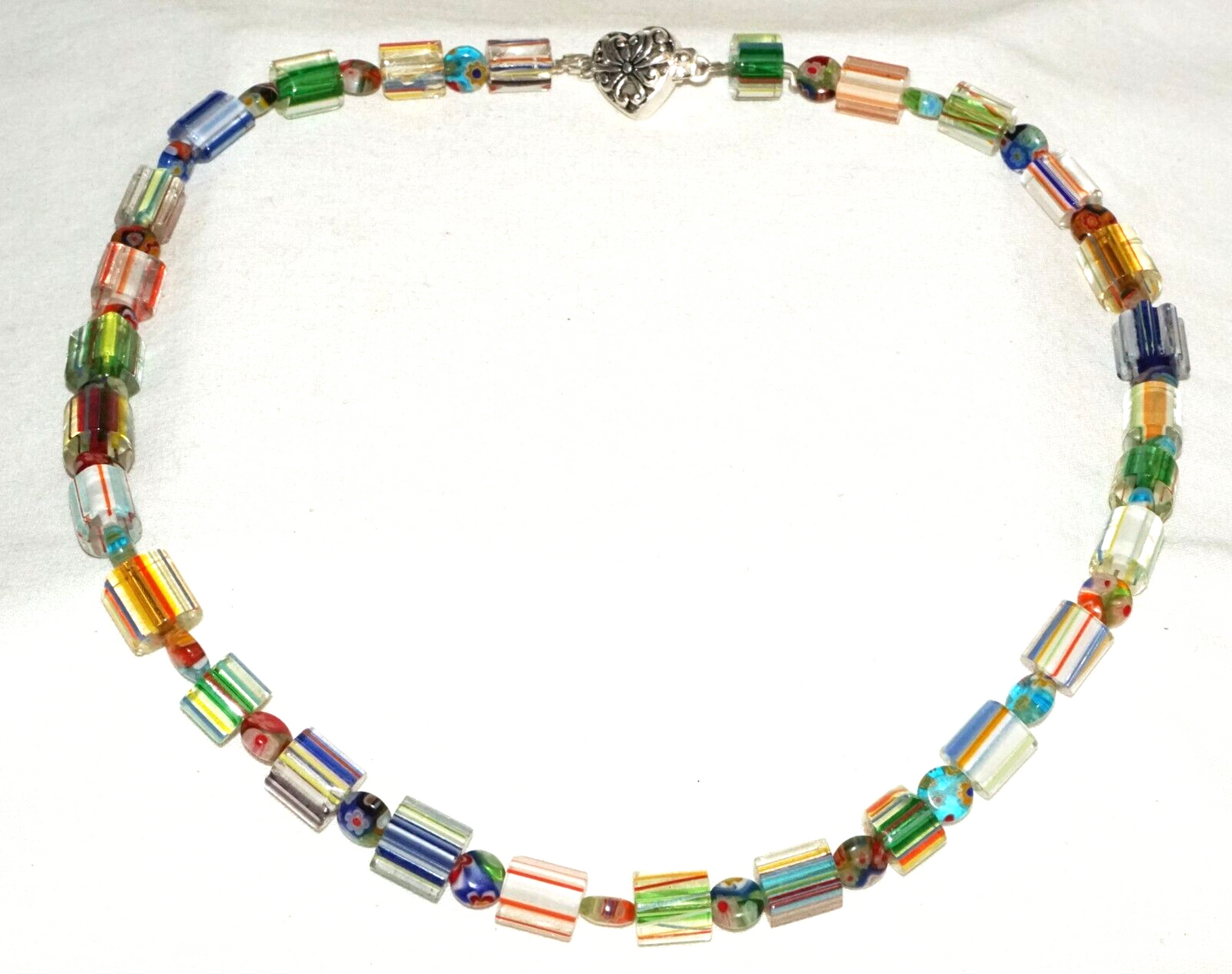 Vintage Fashion Rainbow Colored Murano Glass Bead Necklace w. Heart Clasp (PaS)