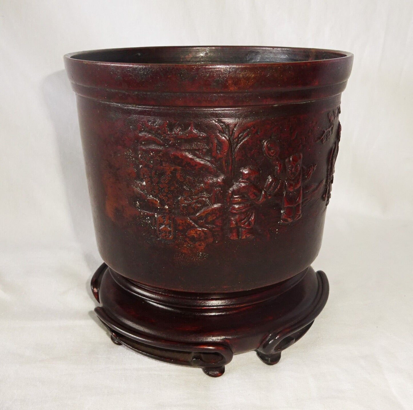 18/19C Chinese Bronze Scholar Motif Brush Pot w. Lingzhi Handle & Stand (808)