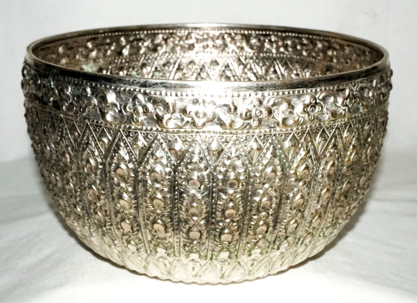 Vintage South East Asian Silver Alloy Large Bowl w. Relief Motifs (UVi)#7