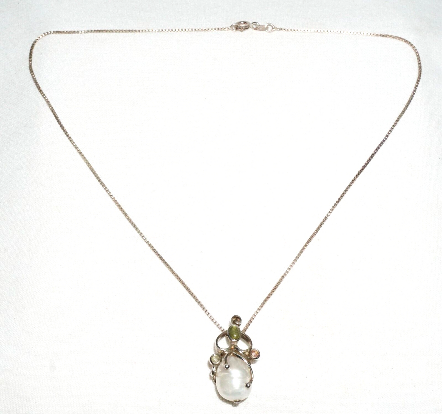 Vtg Sterling Silver Choker Necklace w. Silver & Pearl & Tourmaline Pendant (---)
