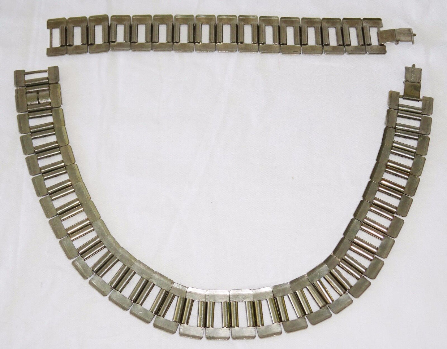 1920s US New York Art Deco Silver-plated Necklace and Bracelet by Coro (Kow)