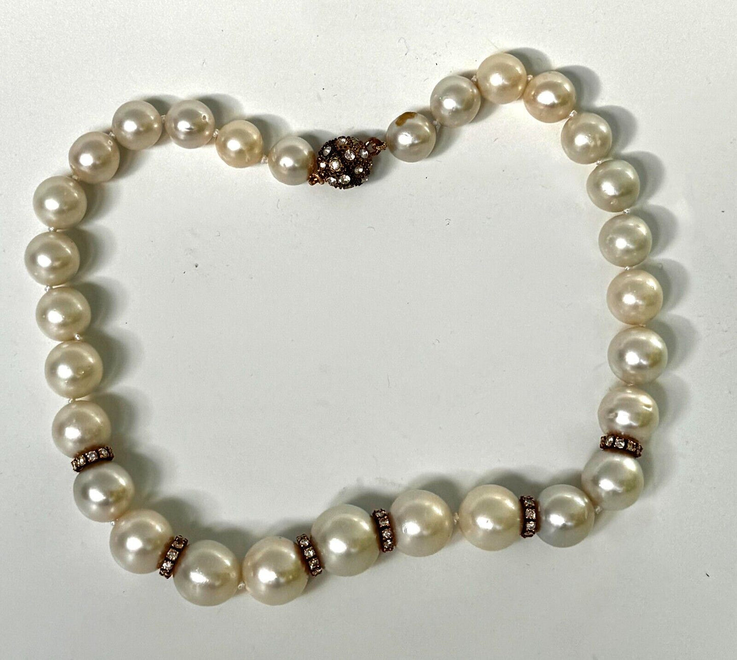 Vintage Simulated Pearl & Rhinestone Statement Necklace 17" (LeD)