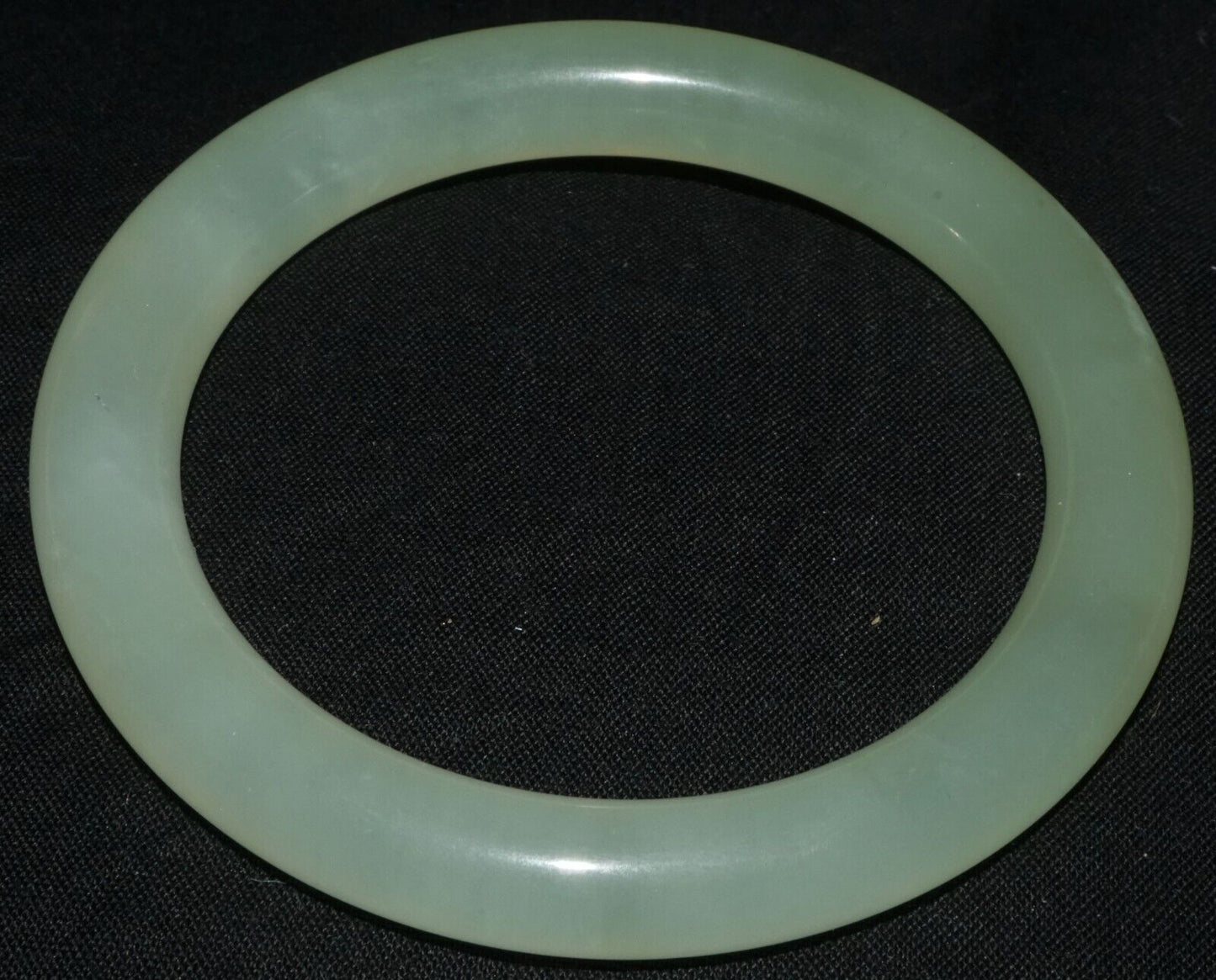 Vintage Chinese Semi Translucent Pale Green Glass Bangle Bracelet (LeS) B63