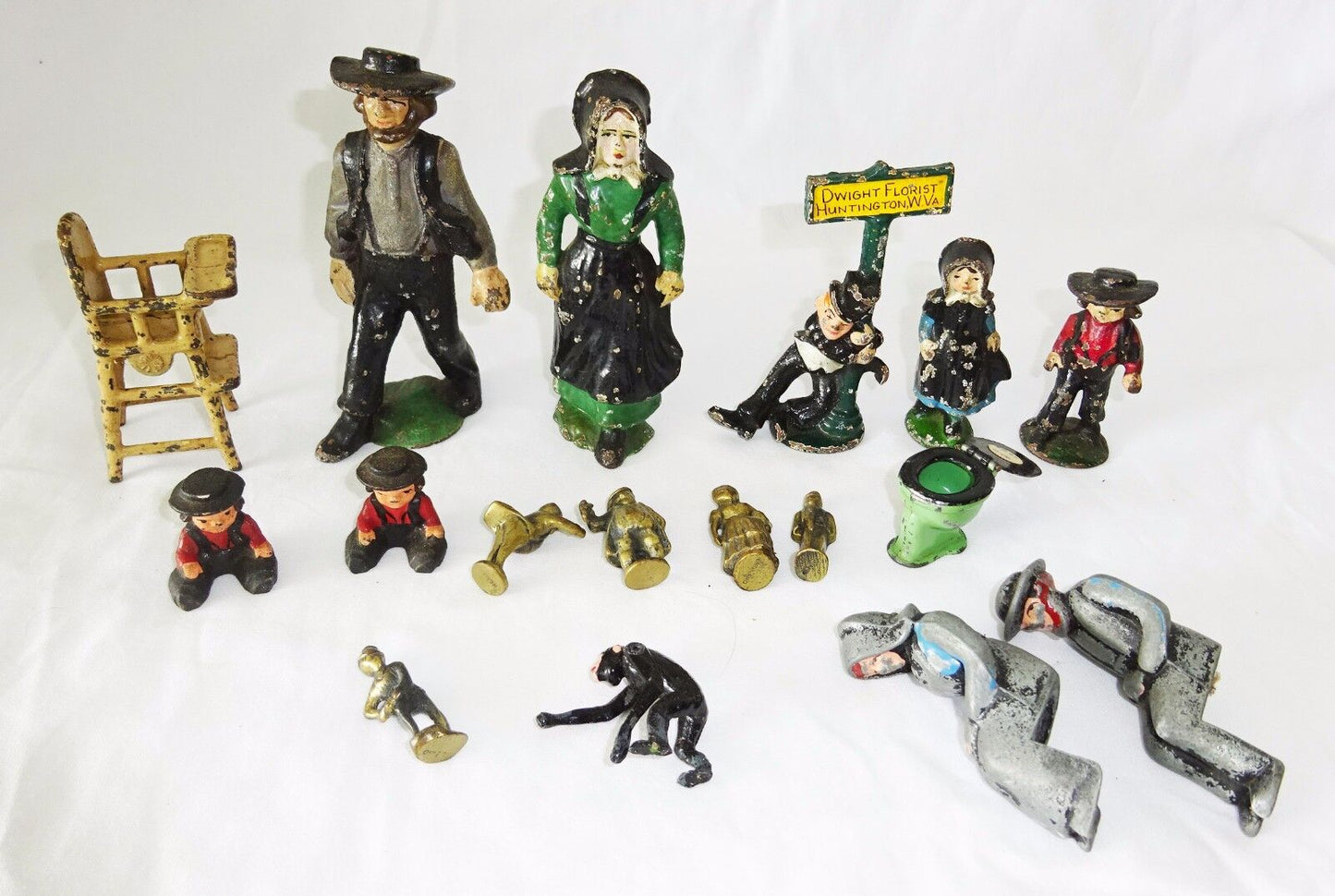 17x Antique Enameled Lead + Brass Figures & Furniture (Mal)