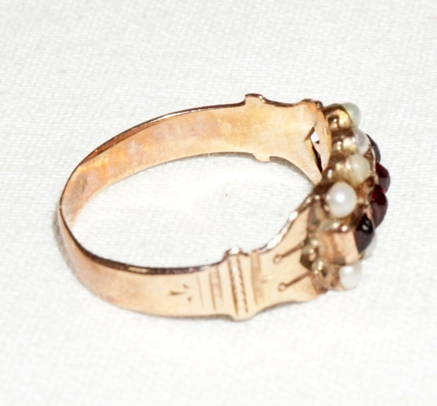 Antique English Victorian 14k Rose Gold Ring Sz.5.5 w 4x Garnets & 8 Pearls(---)