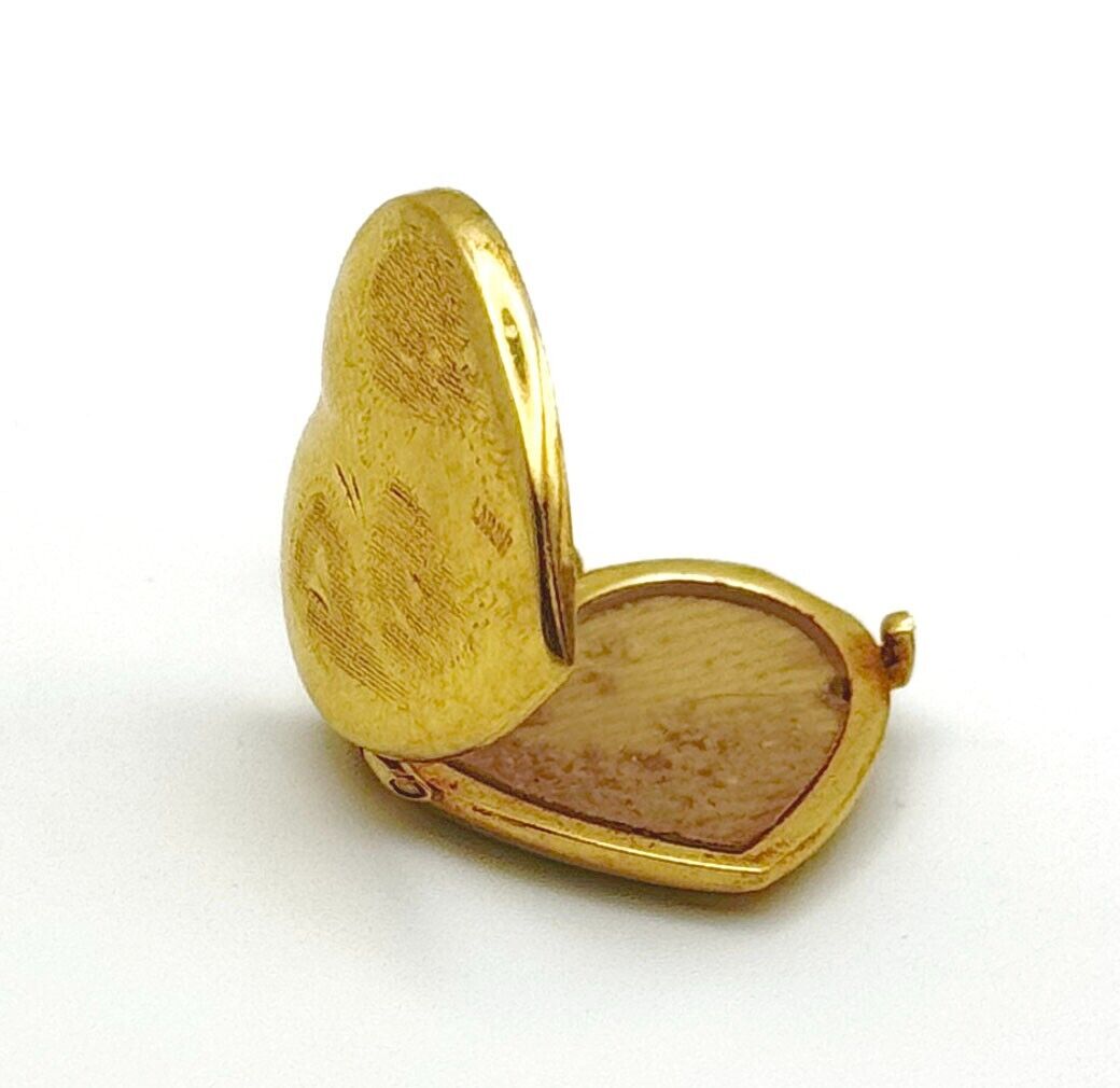 Vintage Italian 14k Yellow Gold Double Heart Locket Pendant for 2 Photos (McC)
