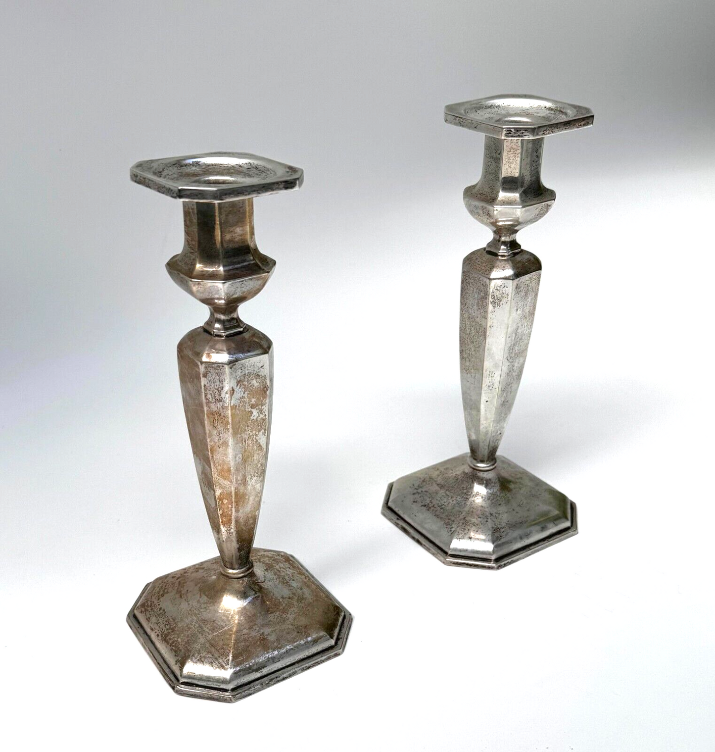 Vintage Mueck-Cary Sterling Silver Pair of Candle Sticks w Monogram 9 1/2 "(WeP)