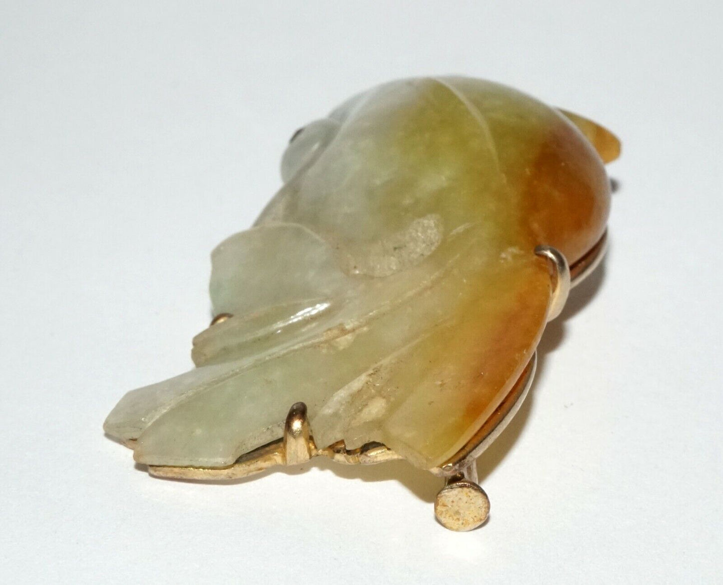 Vintage Chinese Yellow Gold set Brooch w. Jadeite Jade Goldfish Motif (LeS) G6