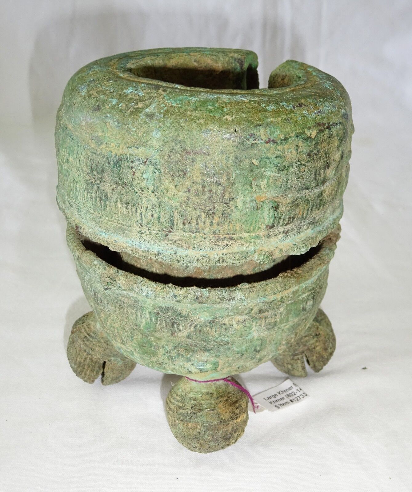 8-14C Cambodian S.E. Asian Khmer Excavated Large Bronze Bell Bracelet (Mil)