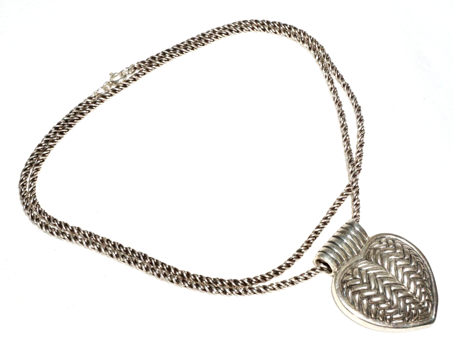 Vintage Sterling Silver Twisted Rope Design Necklace w. Heart Pendant (---)
