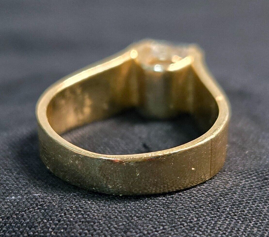 Vtg. 14k Y. Gold Ring Sz 8.5 w Prong Set Rectangular Cut 1.75 Ct Diamond (MeK)