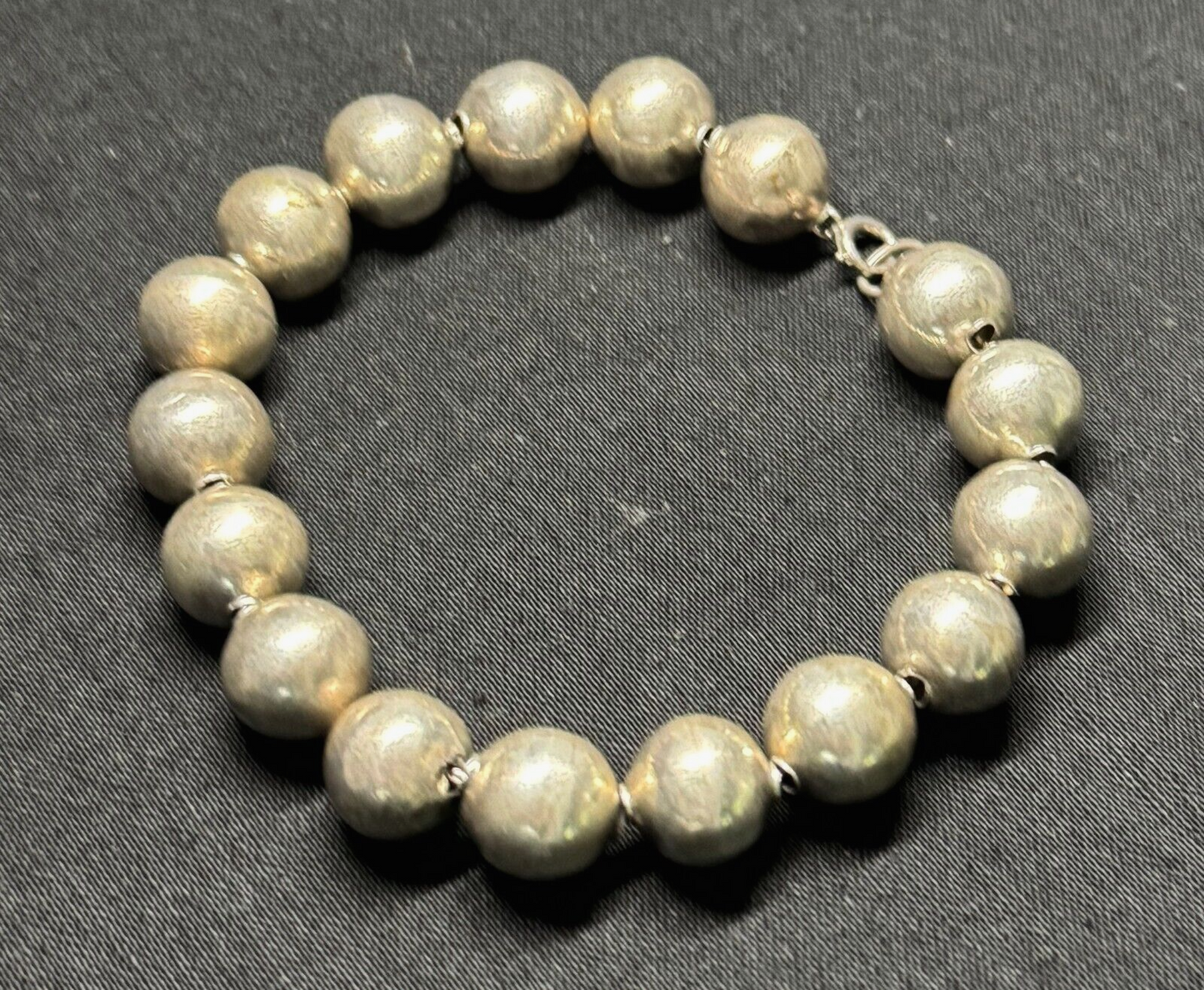 Vintage Silver Dark Tone Bead Minimalist Bracelet w Hook Clasp 7.75 inches (QuC)
