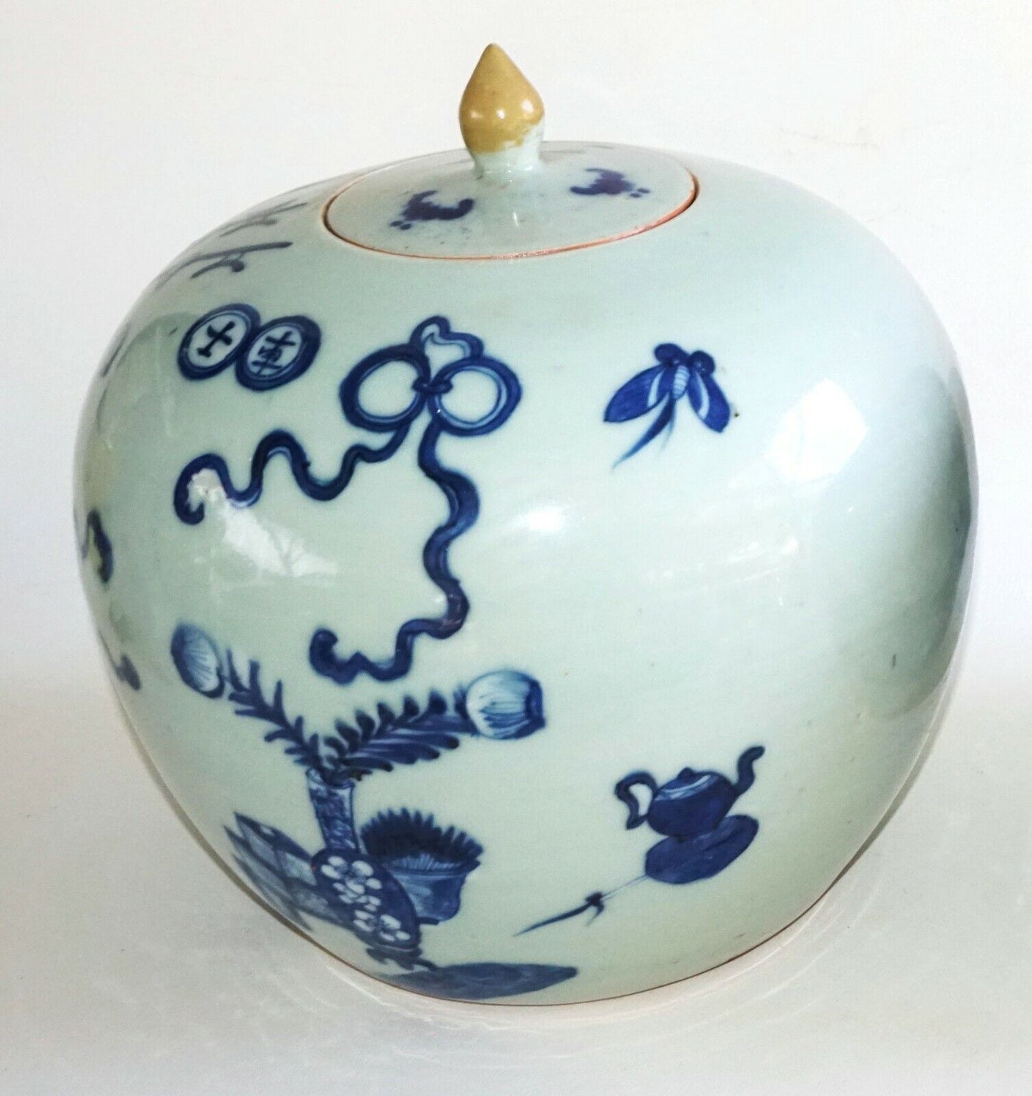1900 Chinese Ginger Jar w. Blue & White 100 Antiques Motif (AHB)