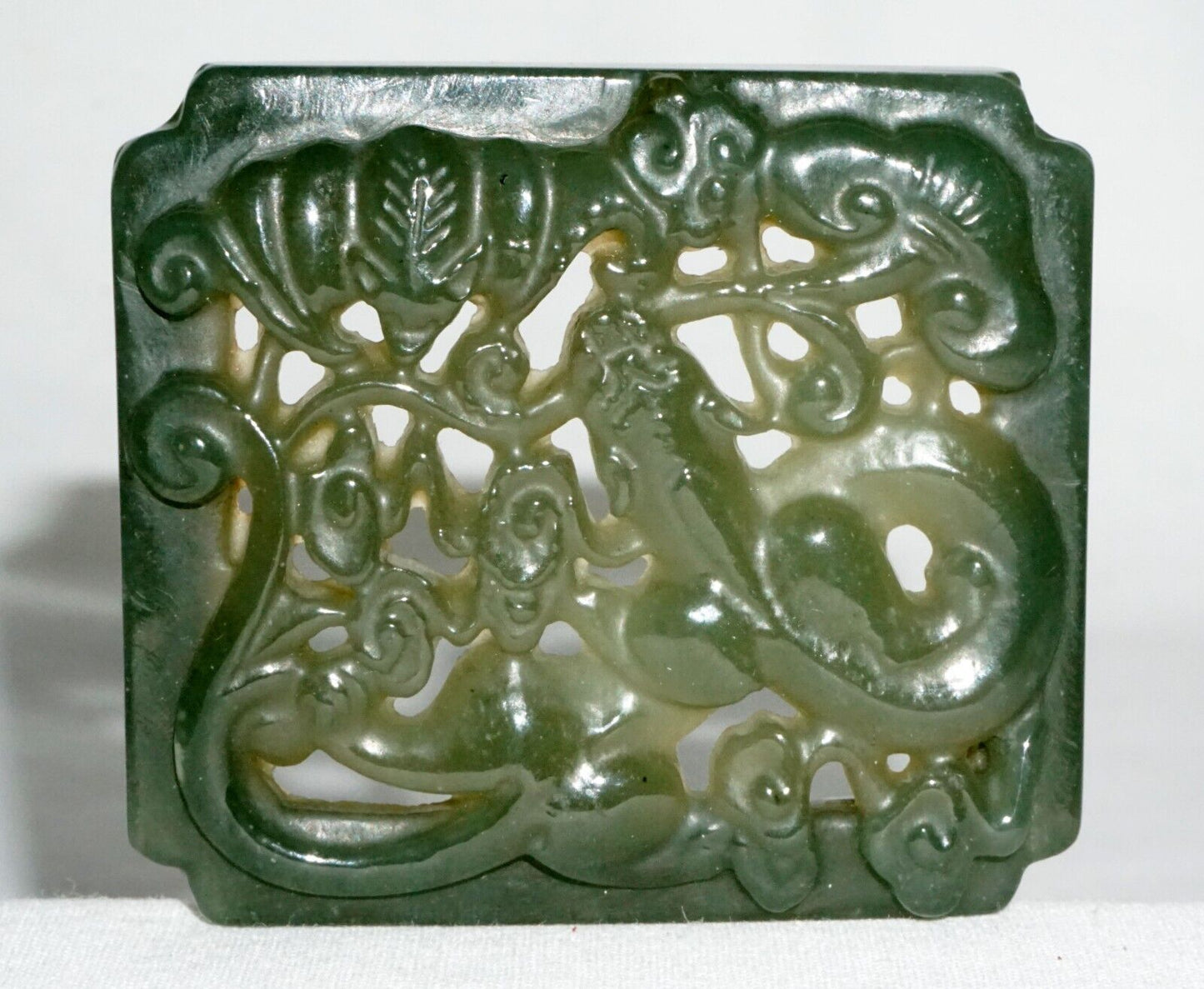 Antique Chinese Dark Green Nephrite Jade Pierced Cover Dragon Lingzhi Bat (---)