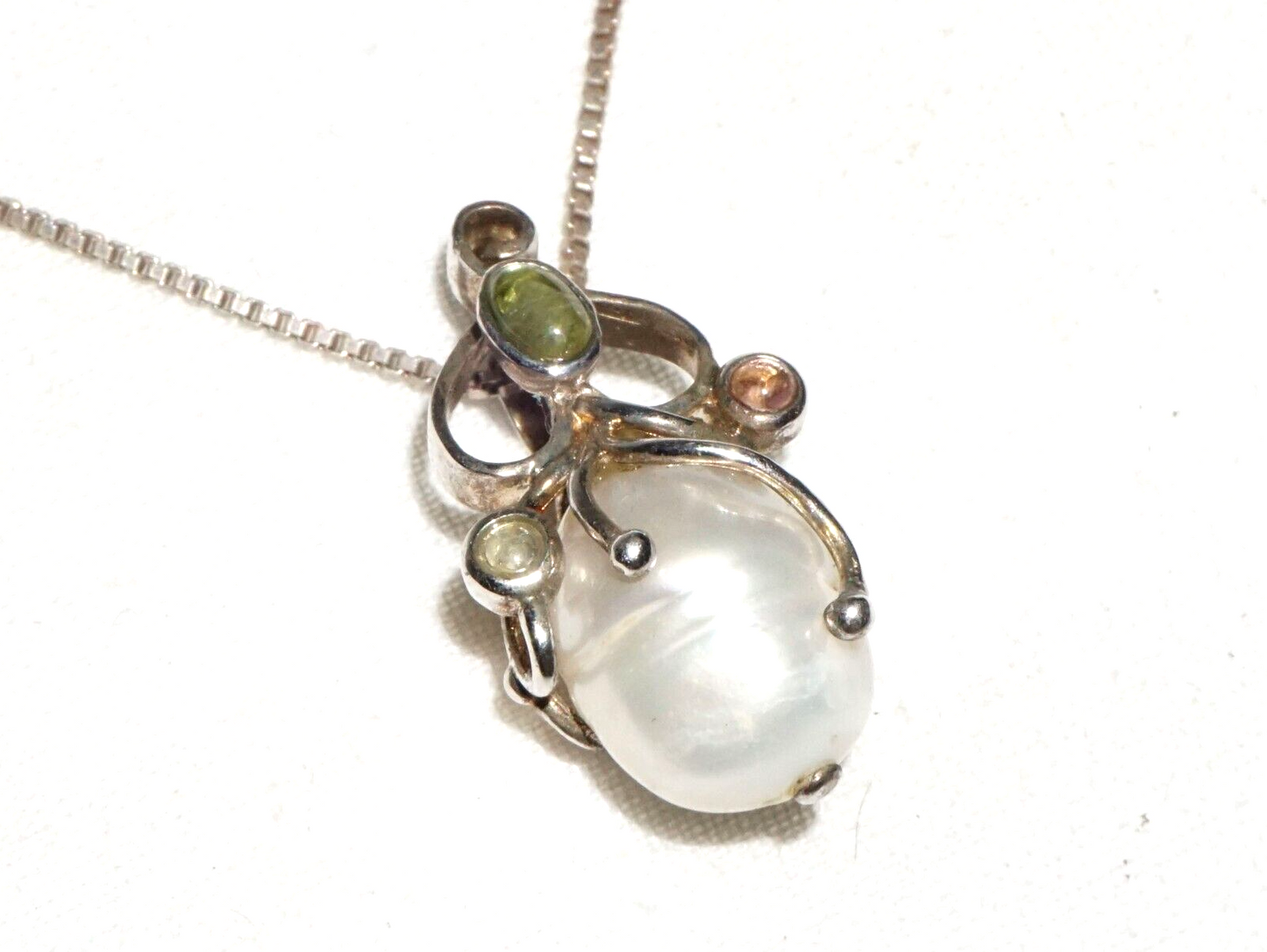 Vtg Sterling Silver Choker Necklace w. Silver & Pearl & Tourmaline Pendant (---)