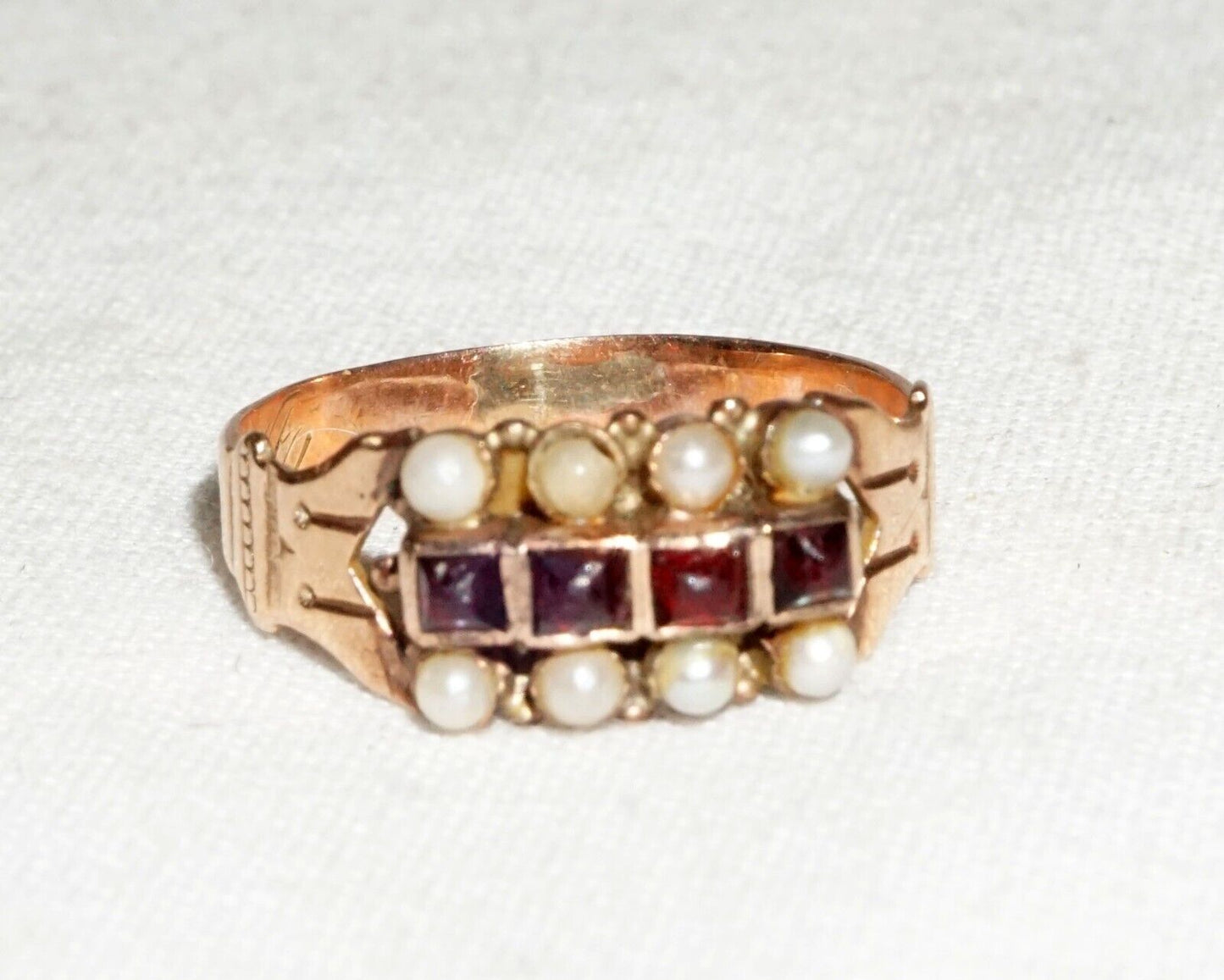 Antique English Victorian 14k Rose Gold Ring Sz.5.5 w 4x Garnets & 8 Pearls(---)