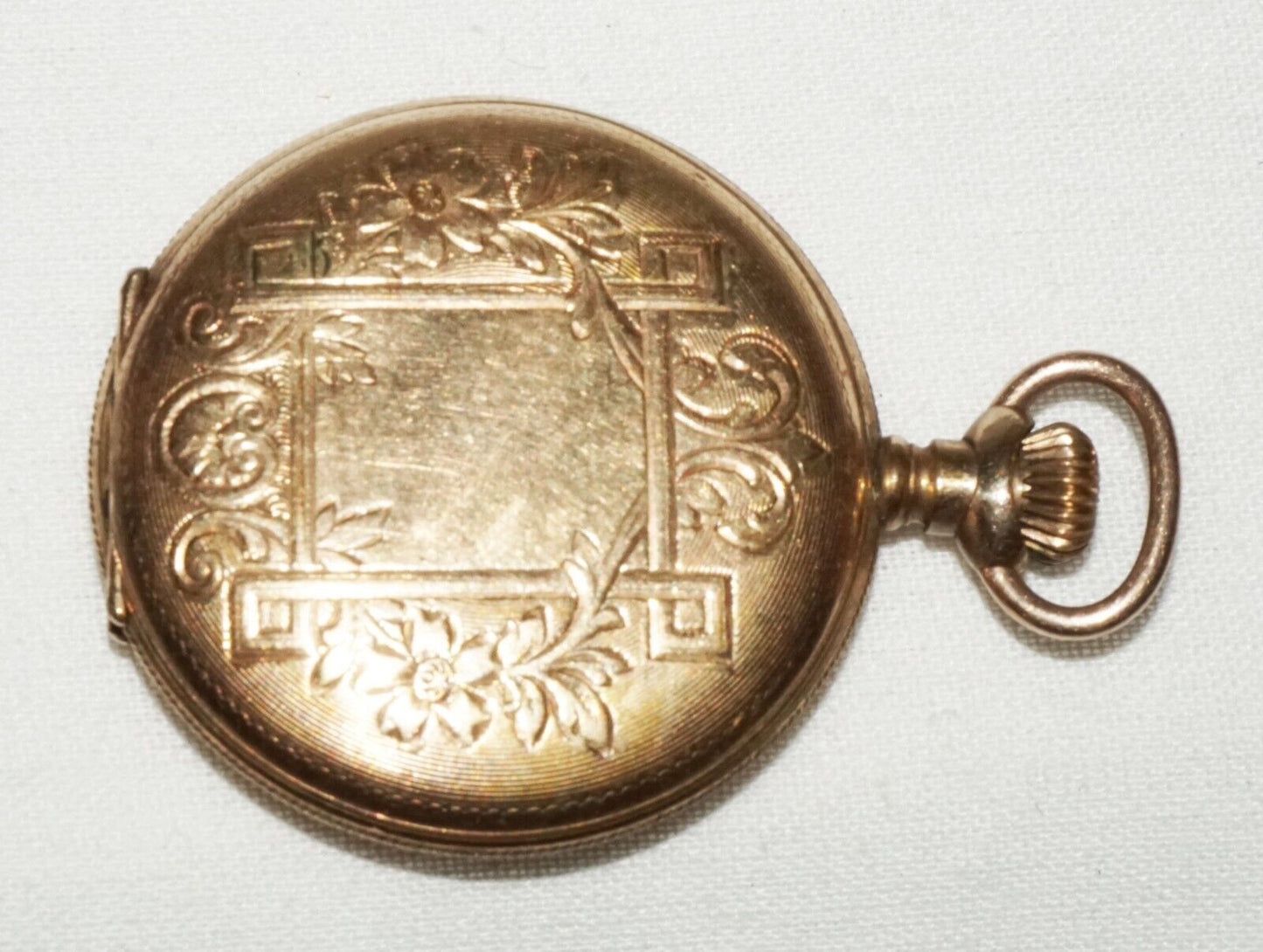 1906 US Gold Plated Hunter Case Ladies Manual Pocket Watch by Elgin (ShI)