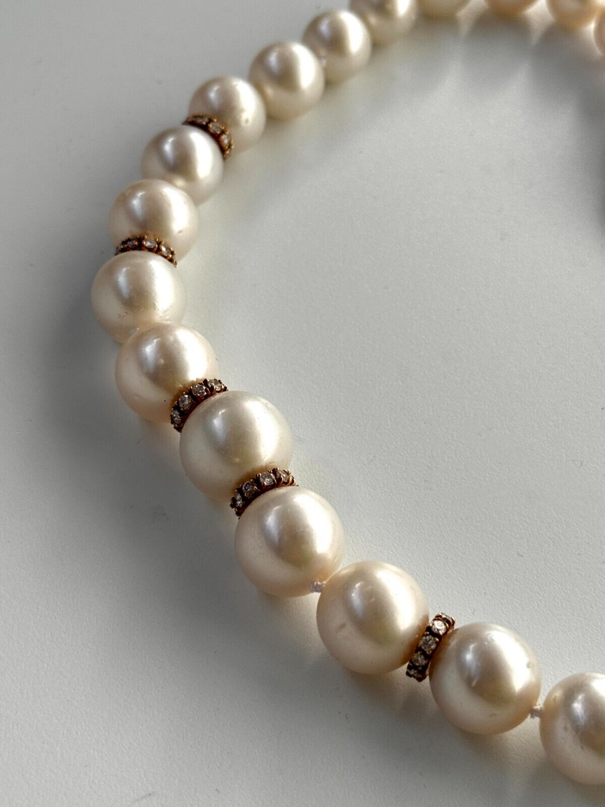 Vintage Simulated Pearl & Rhinestone Statement Necklace 17" (LeD)