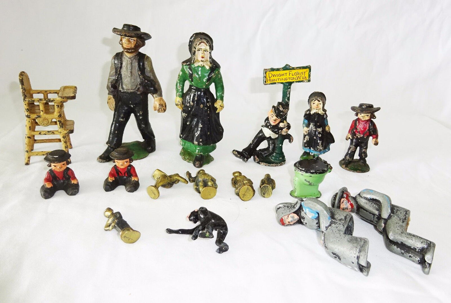 17x Antique Enameled Lead + Brass Figures & Furniture (Mal)