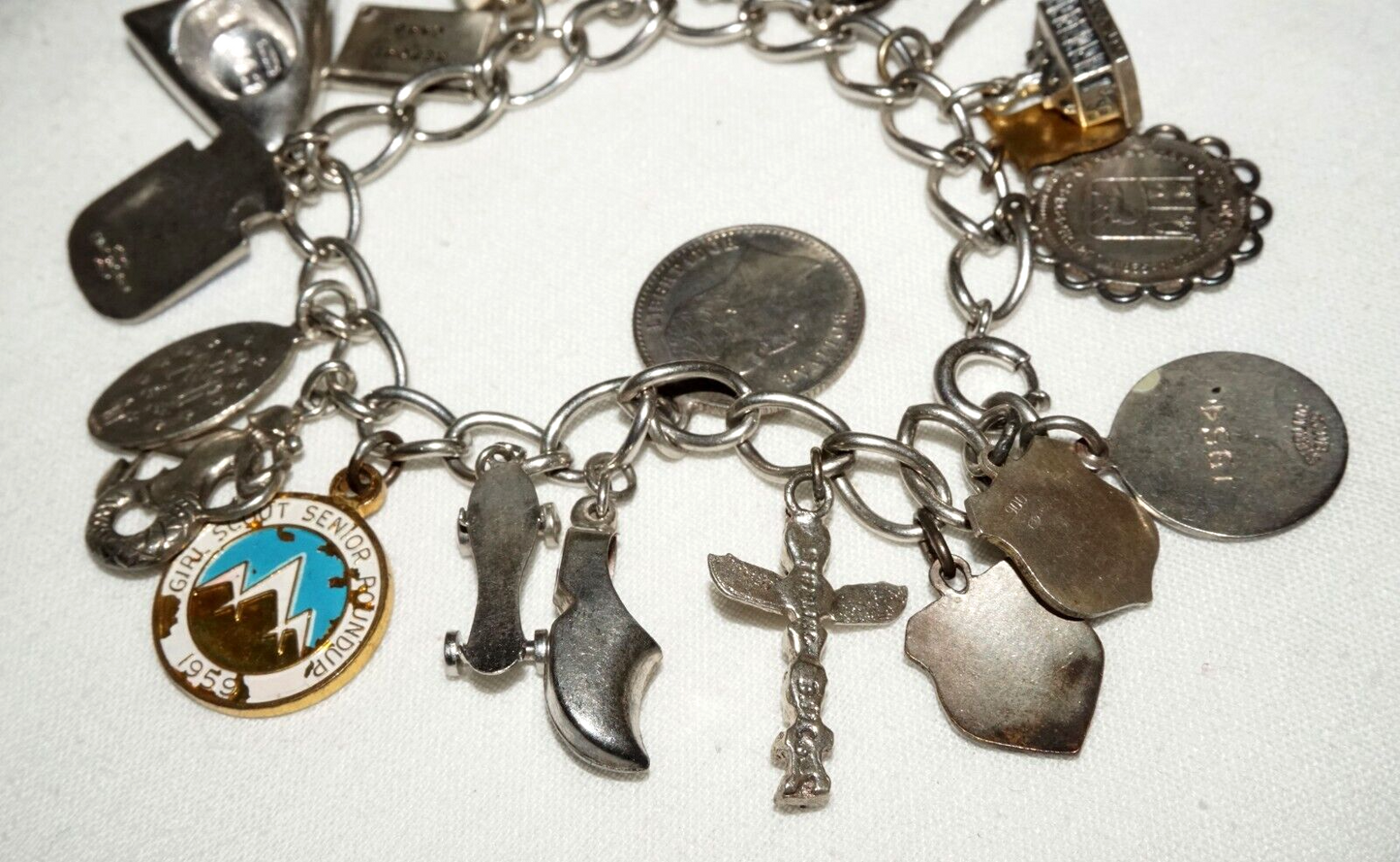 Vintage Sterling Silver 21x World Travel Charms Bracelet incl. Coins etc(KoS) L8