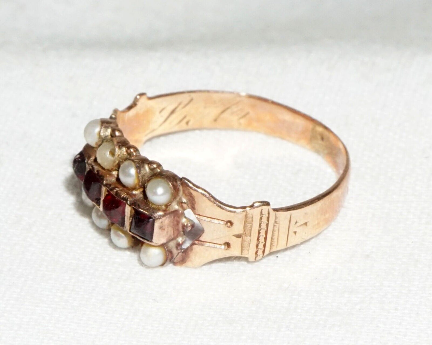 Antique English Victorian 14k Rose Gold Ring Sz.5.5 w 4x Garnets & 8 Pearls(---)
