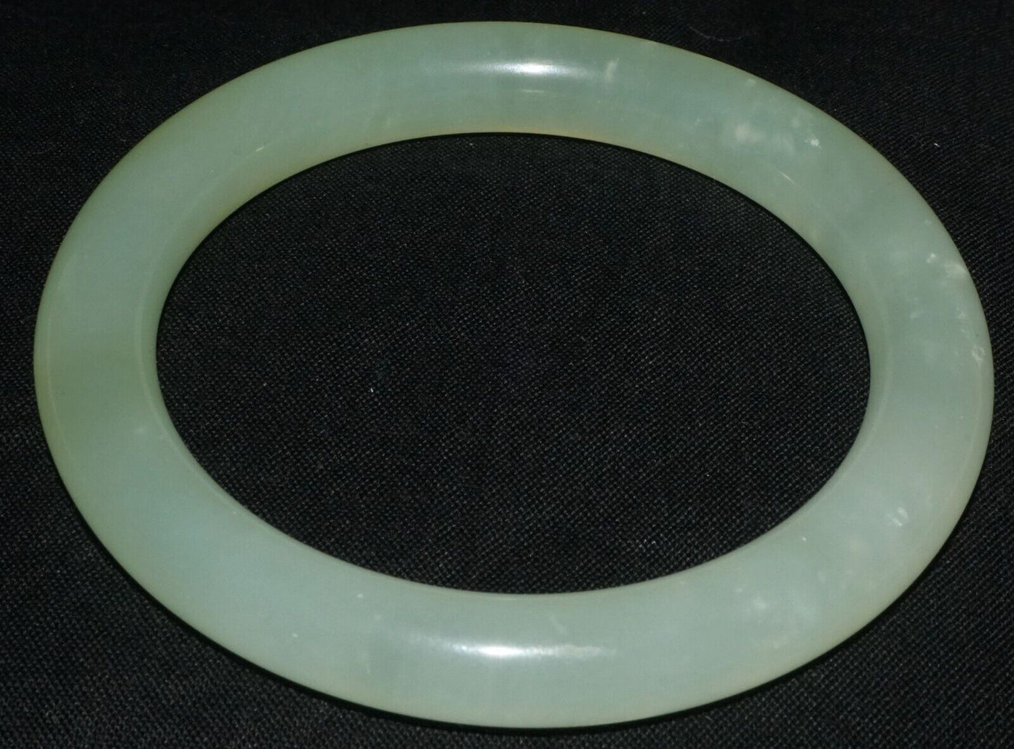 Vintage Chinese Semi Translucent Pale Green Glass Bangle Bracelet (LeS) B63