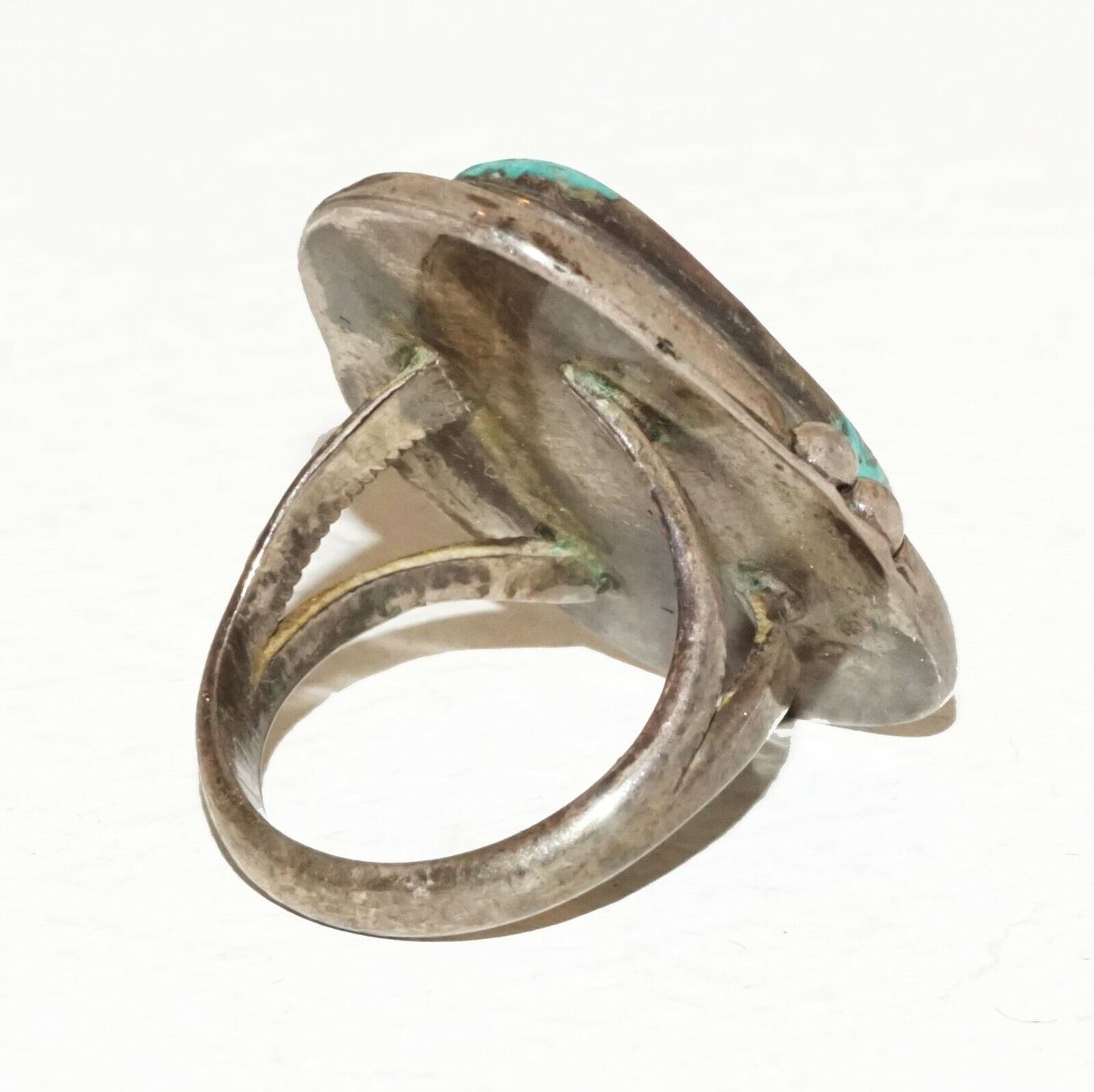 Vintage South Western Silver Ring Sz.6.25 w. Turquoise Pebble Accent (HaY)#22