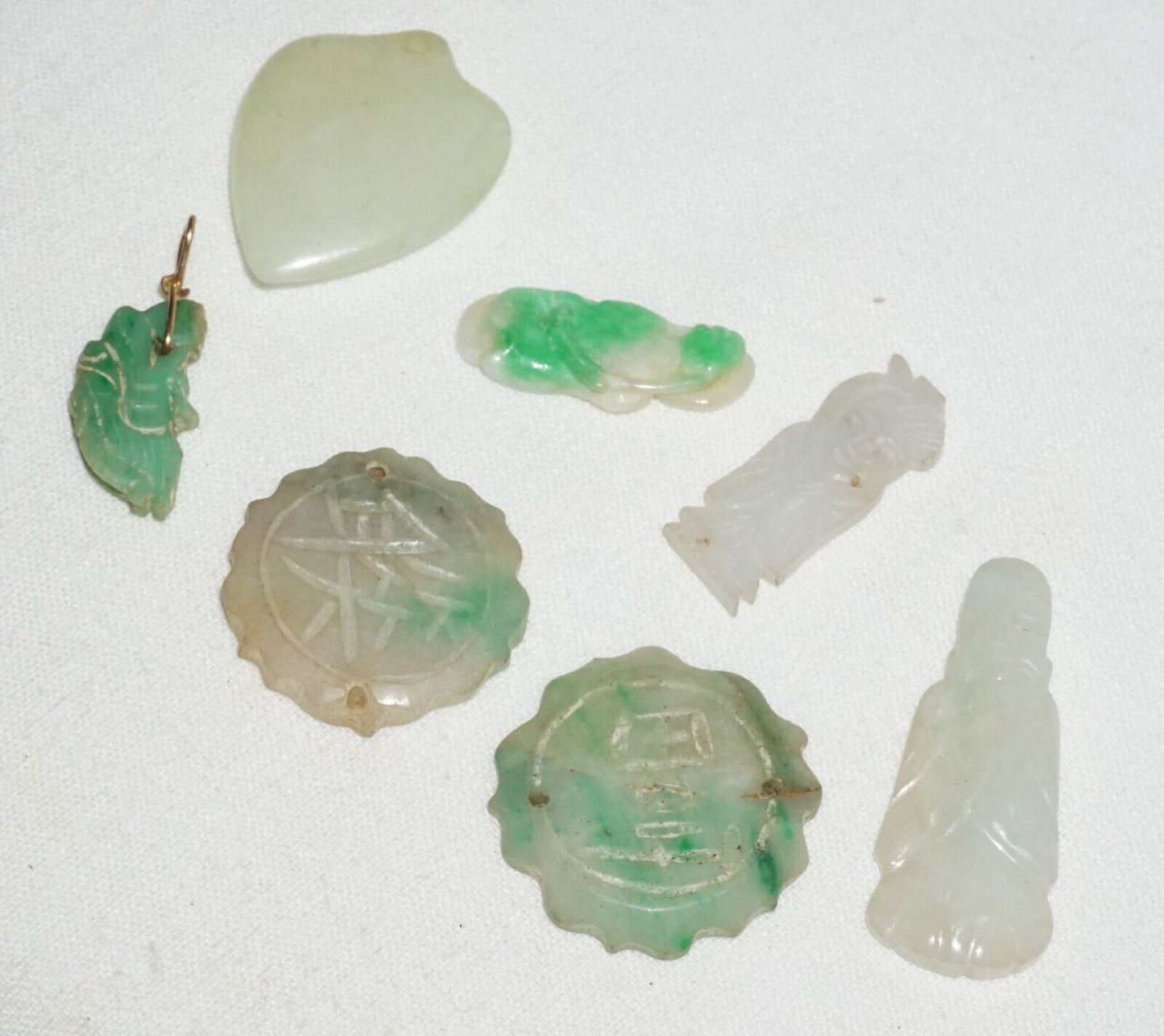 7Pc Vintage Chinese Miniature Jadeite Jade Carved Pendants & Ornaments (***)