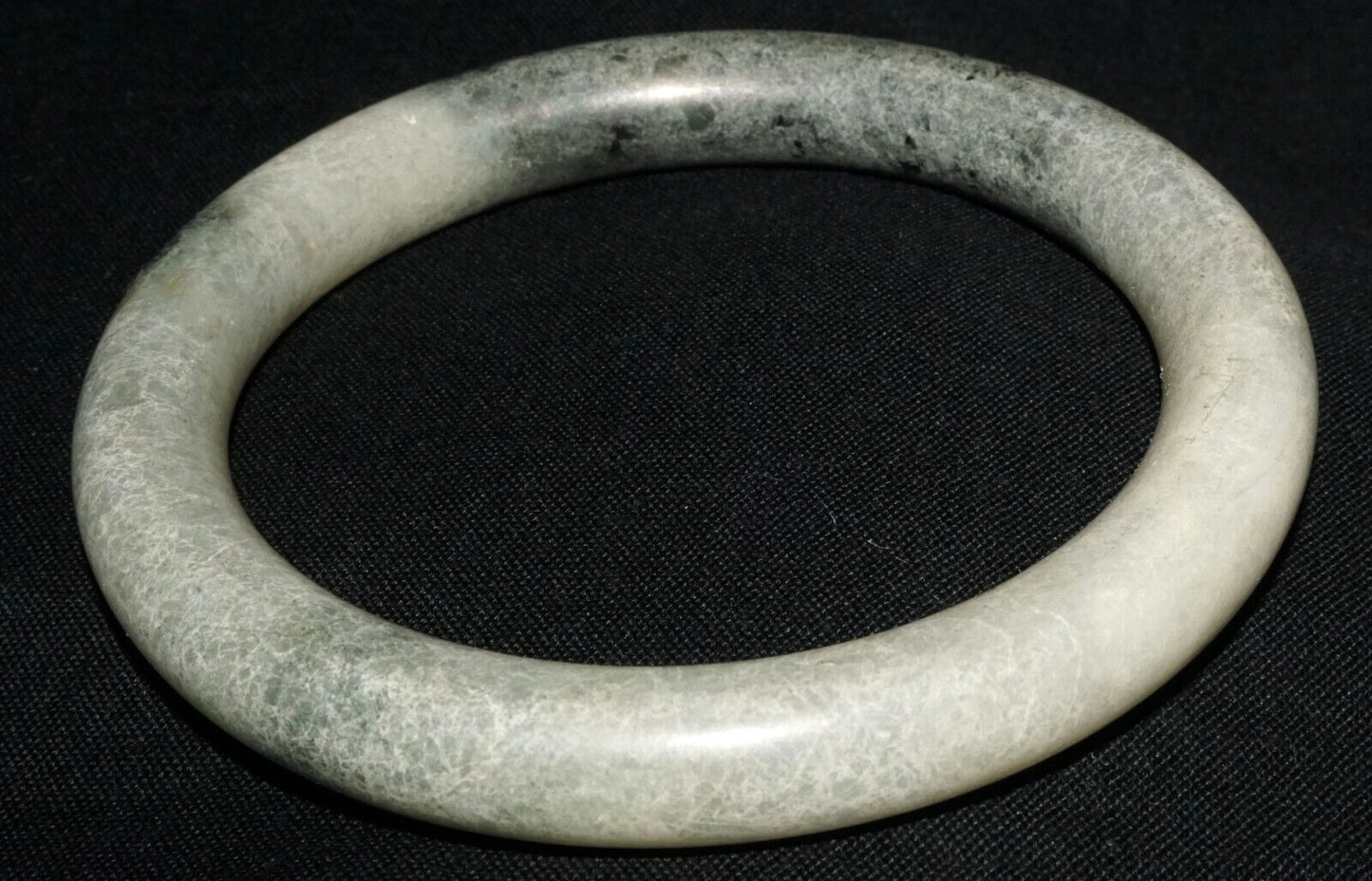 Vintage Chinese Grey Mottled Black Nephrite Jade Bangle Bracelet (LeS) B32