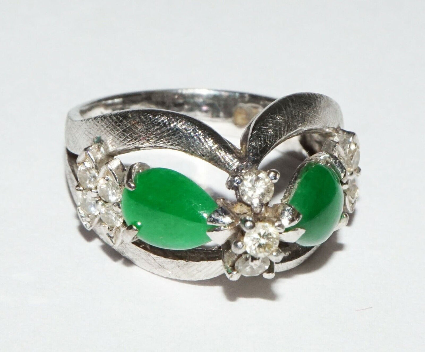 Vintage Chinese White Gold Ring Sz.4.5 w. 2x Jadeite Jades & 11x Diamonds (TaL)